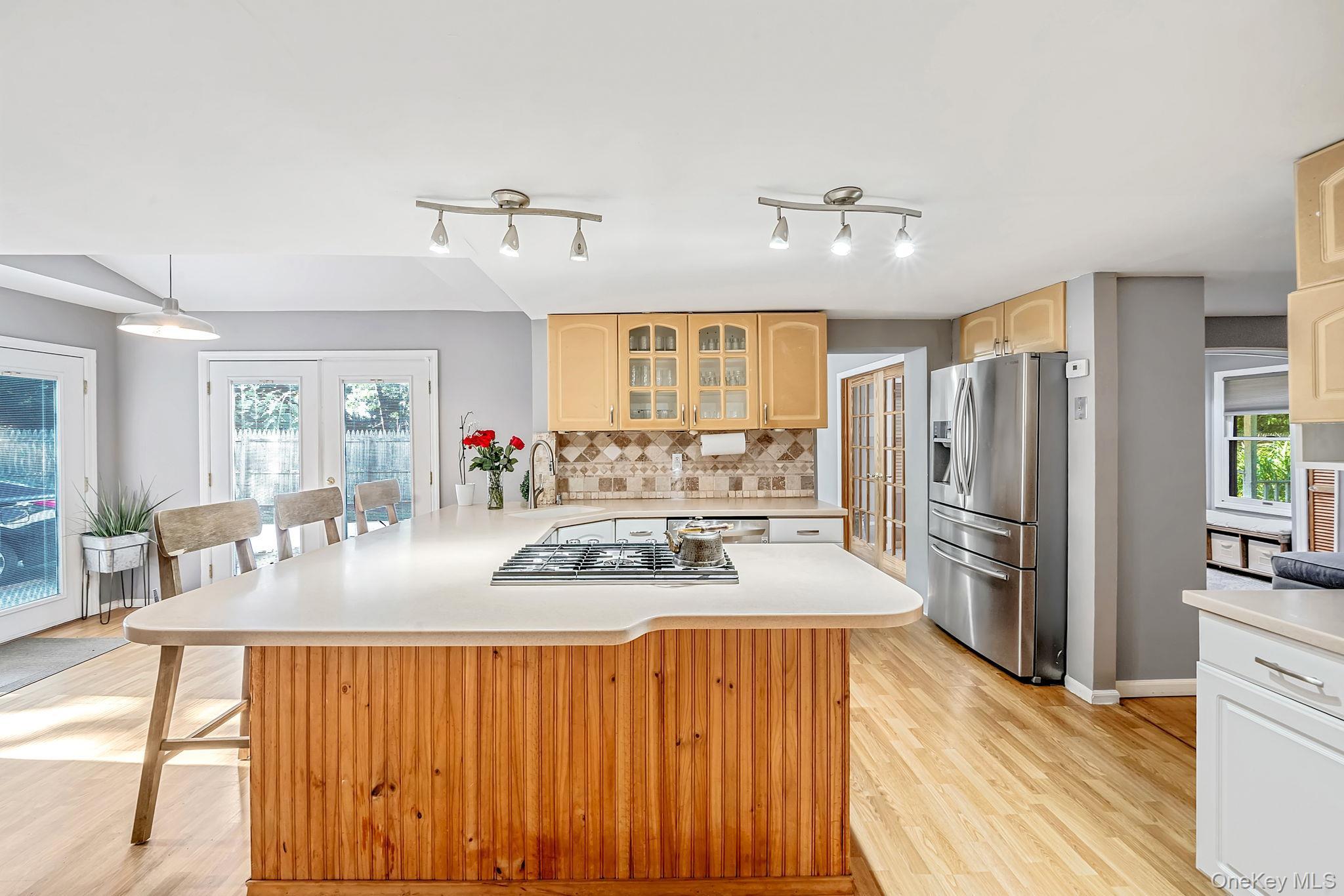 Single Family Oak Street  Suffolk County, NY 11763, MLS-1041110-28