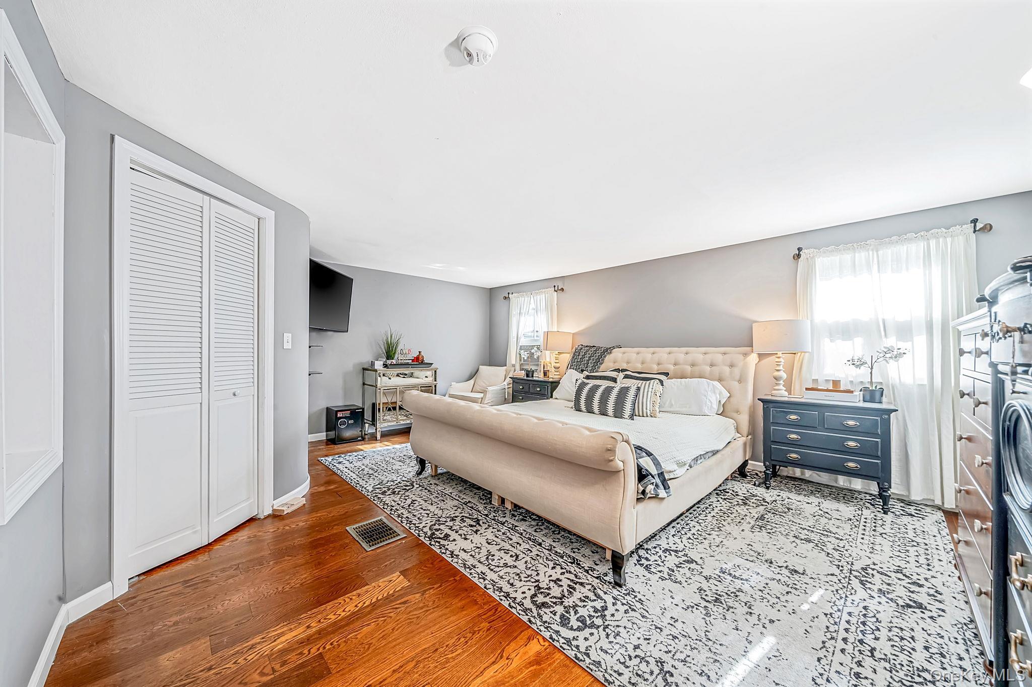 Single Family Oak Street  Suffolk County, NY 11763, MLS-1041110-36