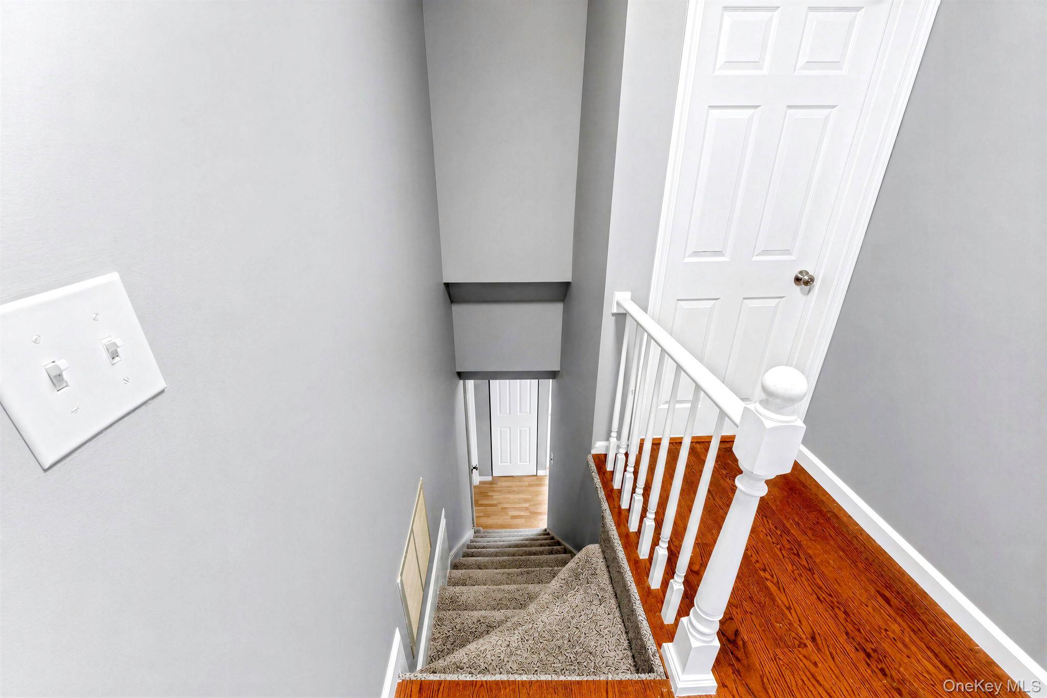 Single Family Oak Street  Suffolk County, NY 11763, MLS-1041110-42