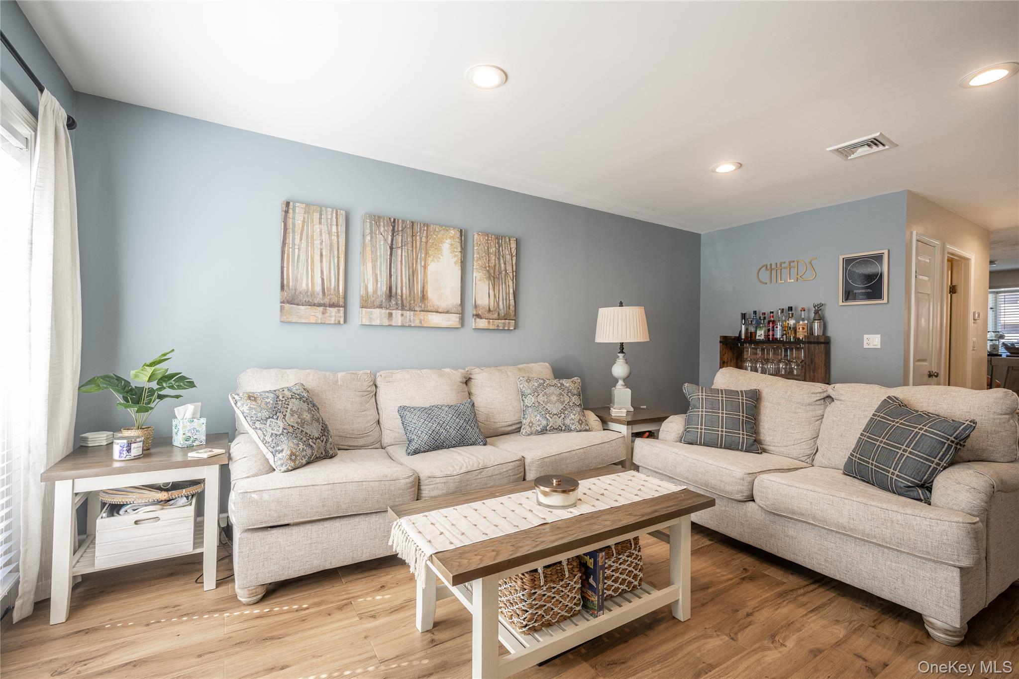 Single Family Davids Lane Westchester County, NY 10562, MLS-1041117-4