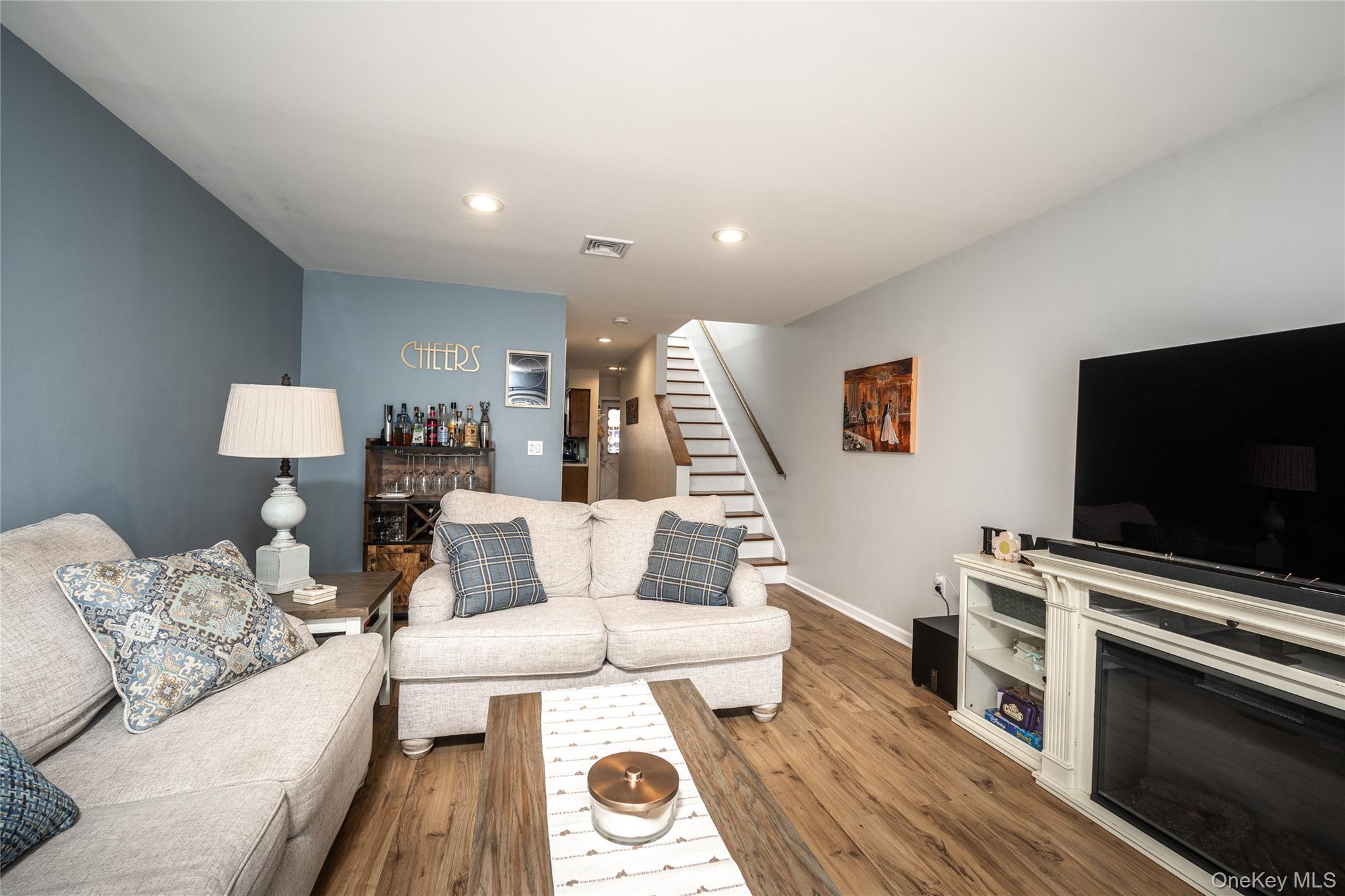 Single Family Davids Lane Westchester County, NY 10562, MLS-1041117-8