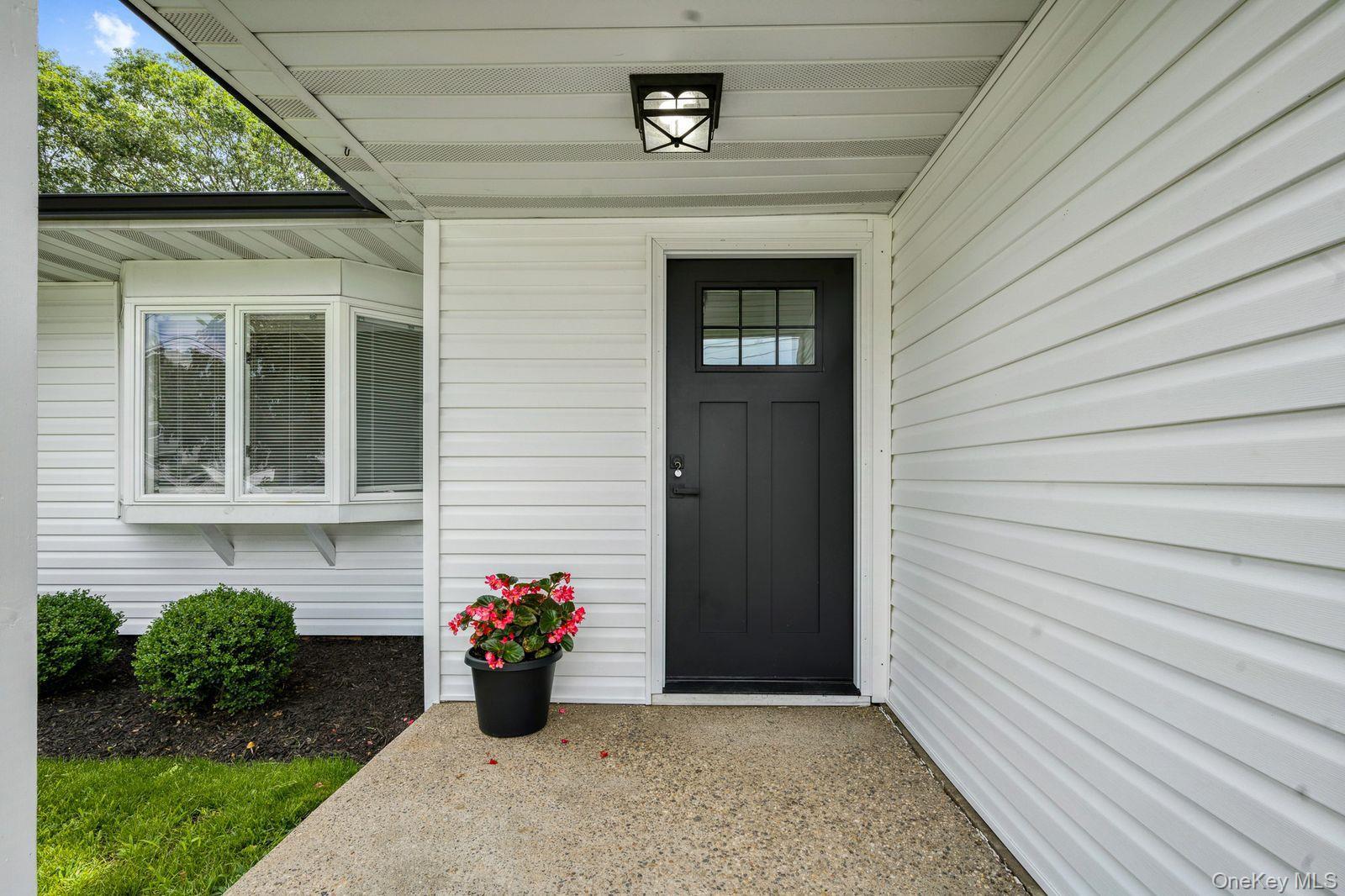 Single Family Adobe Drive Suffolk County, NY 11967, MLS-1041118-5