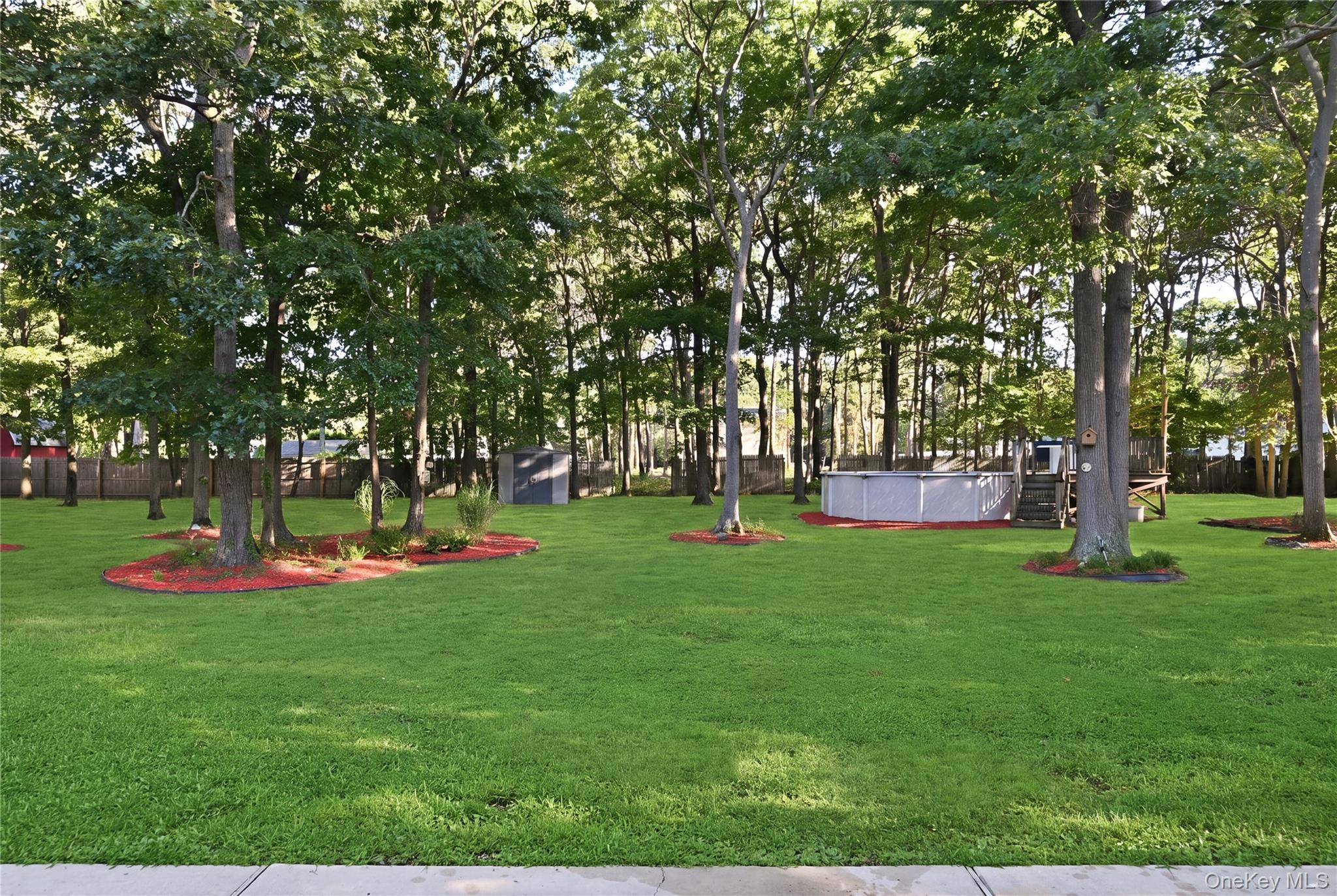 Single Family Mulligan Drive Suffolk County, NY 11763, MLS-1041121-28