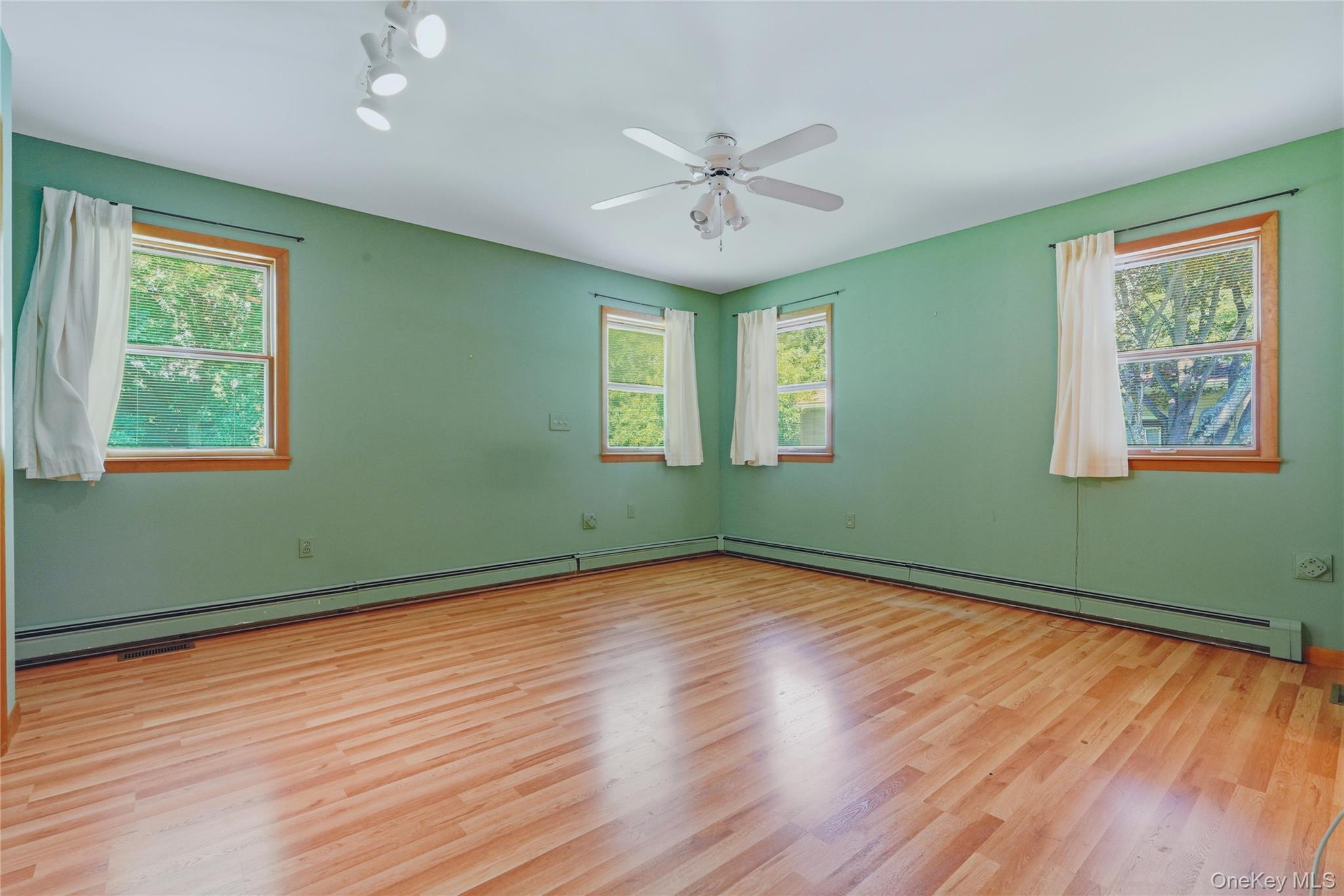 Single Family Carle Terrace Ulster County, NY 12449, MLS-1041124-12