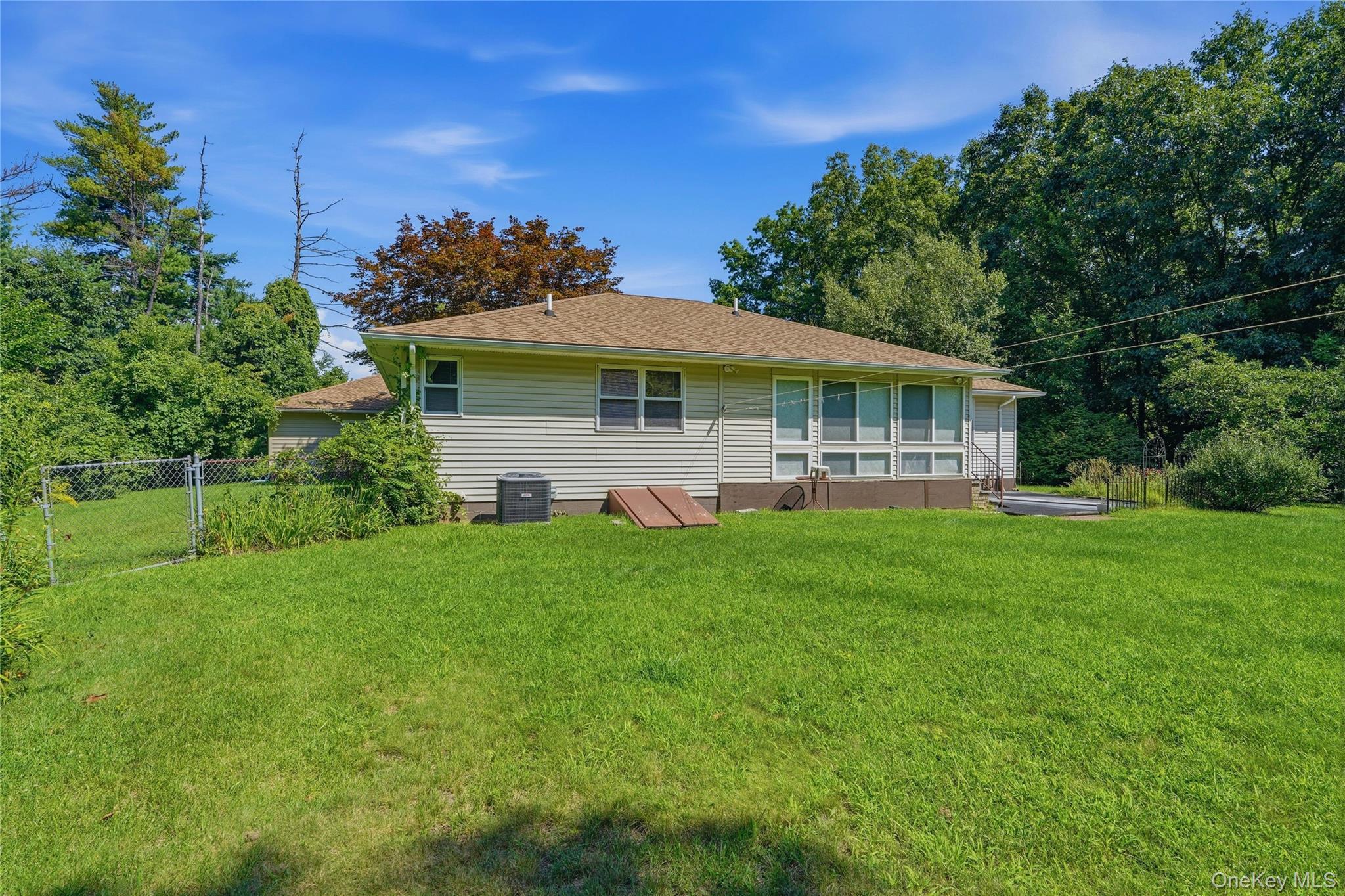 Single Family Carle Terrace  Ulster County, NY 12449, MLS-1041124-18