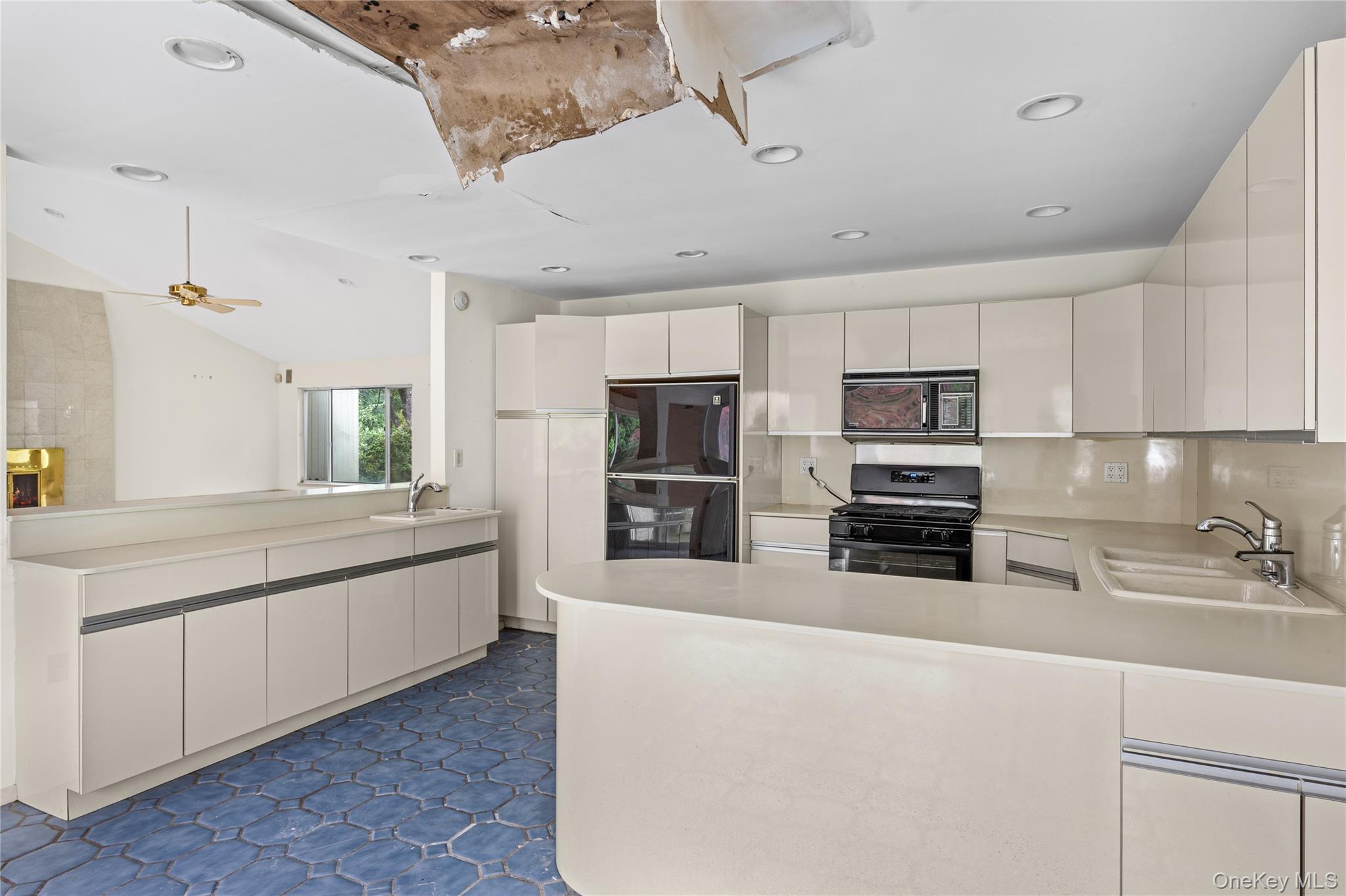 Single Family The Registry  Suffolk County, NY 11942, MLS-1041126-15