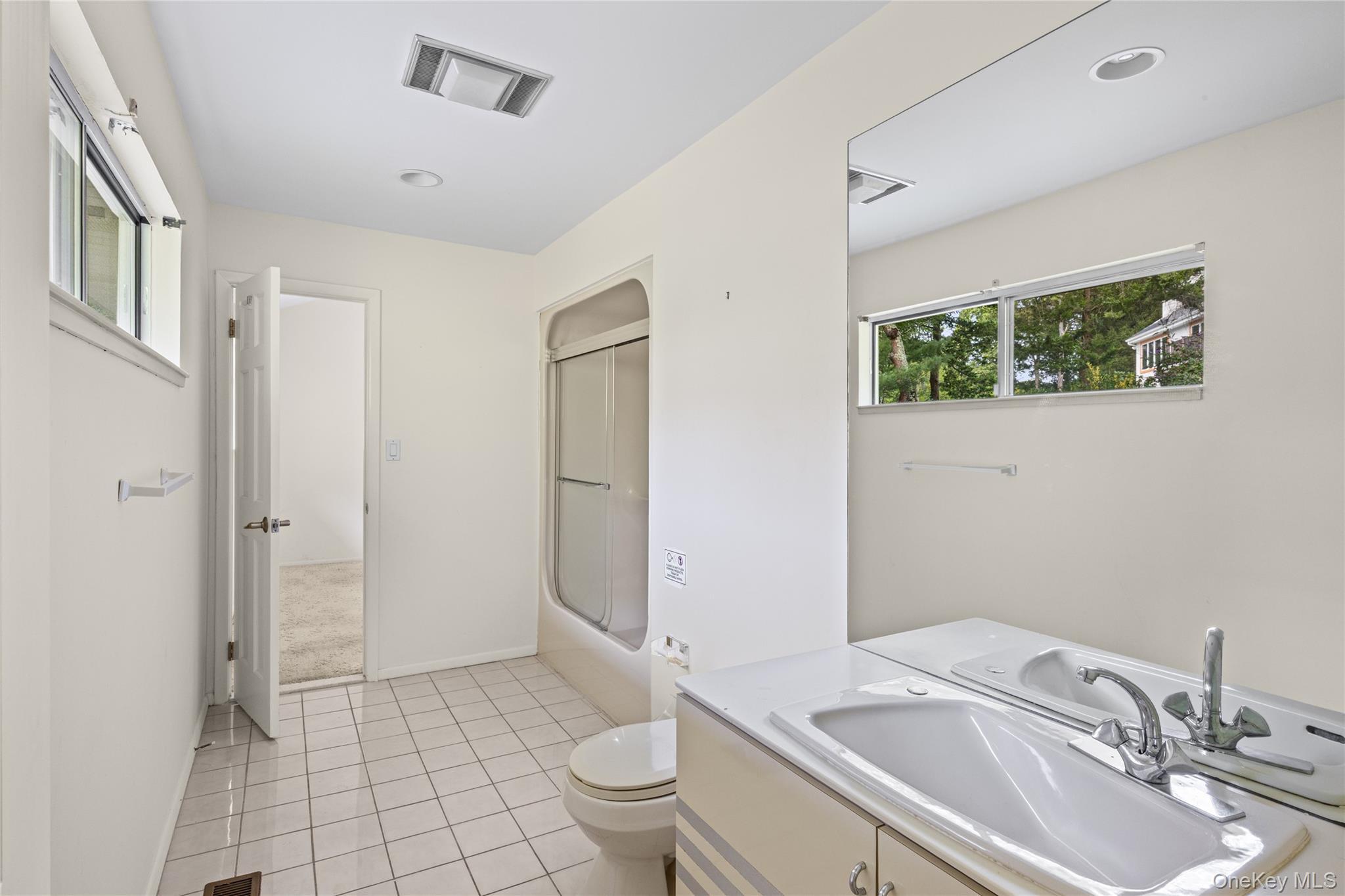 Single Family The Registry  Suffolk County, NY 11942, MLS-1041126-25