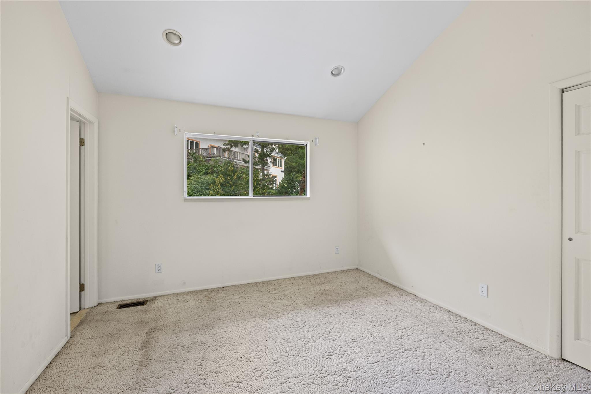 Single Family The Registry  Suffolk County, NY 11942, MLS-1041126-28