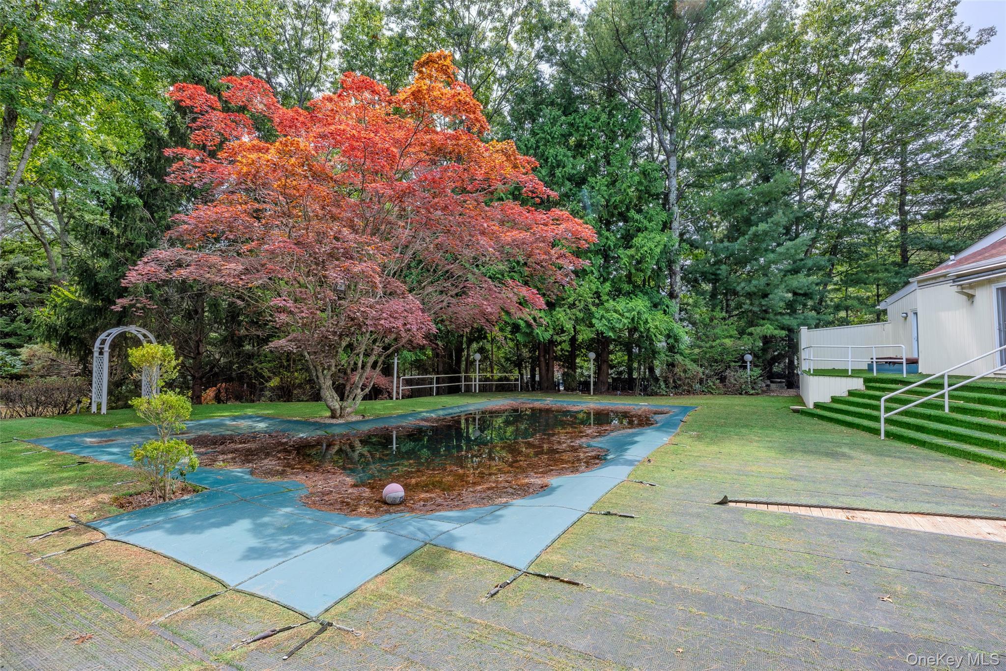 Single Family The Registry  Suffolk County, NY 11942, MLS-1041126-34
