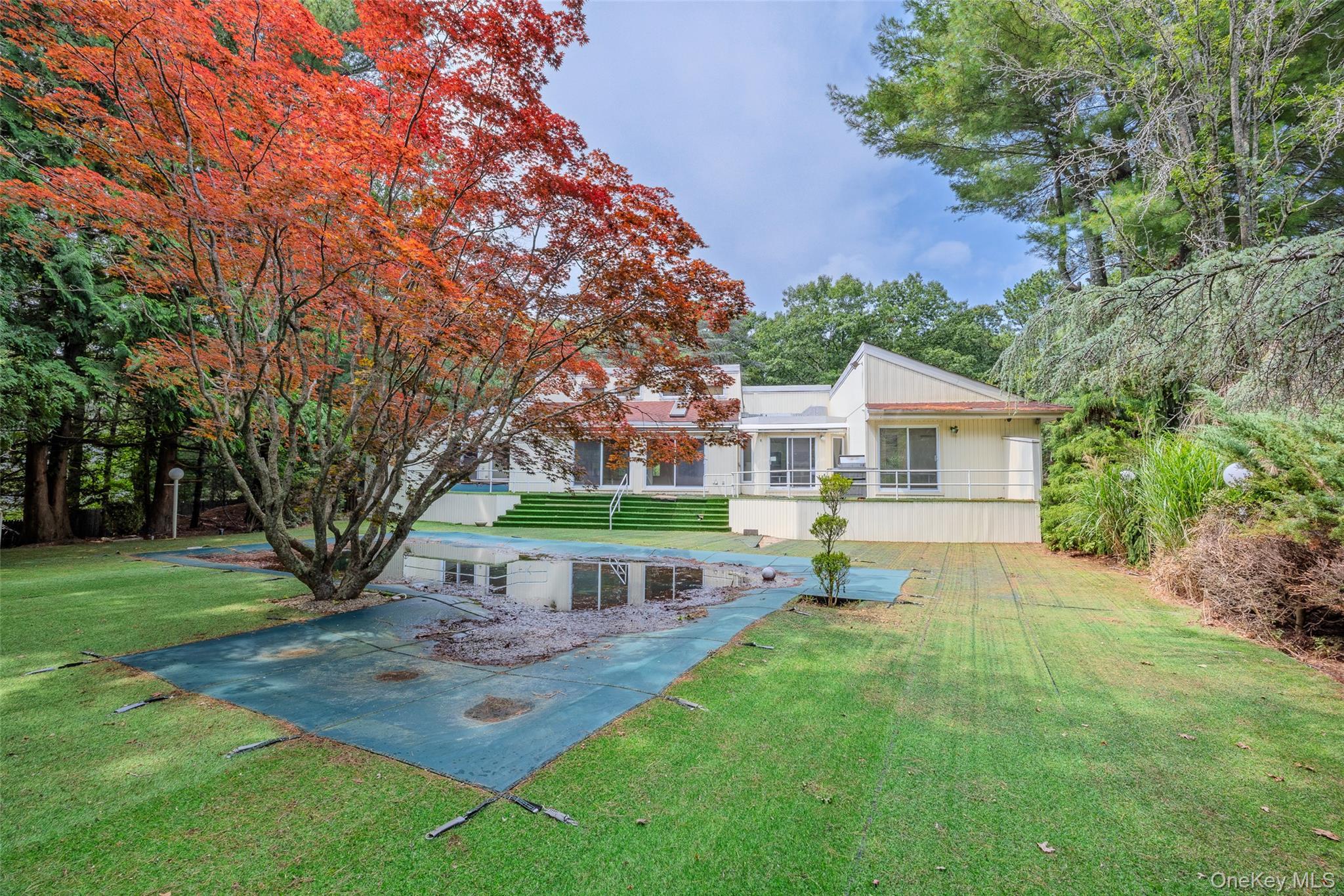 Single Family The Registry  Suffolk County, NY 11942, MLS-1041126-35