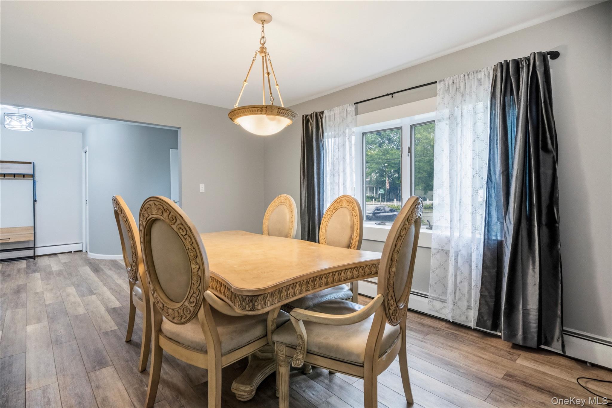 Single Family Block Boulevard  Suffolk County, NY 11776, MLS-1041140-8