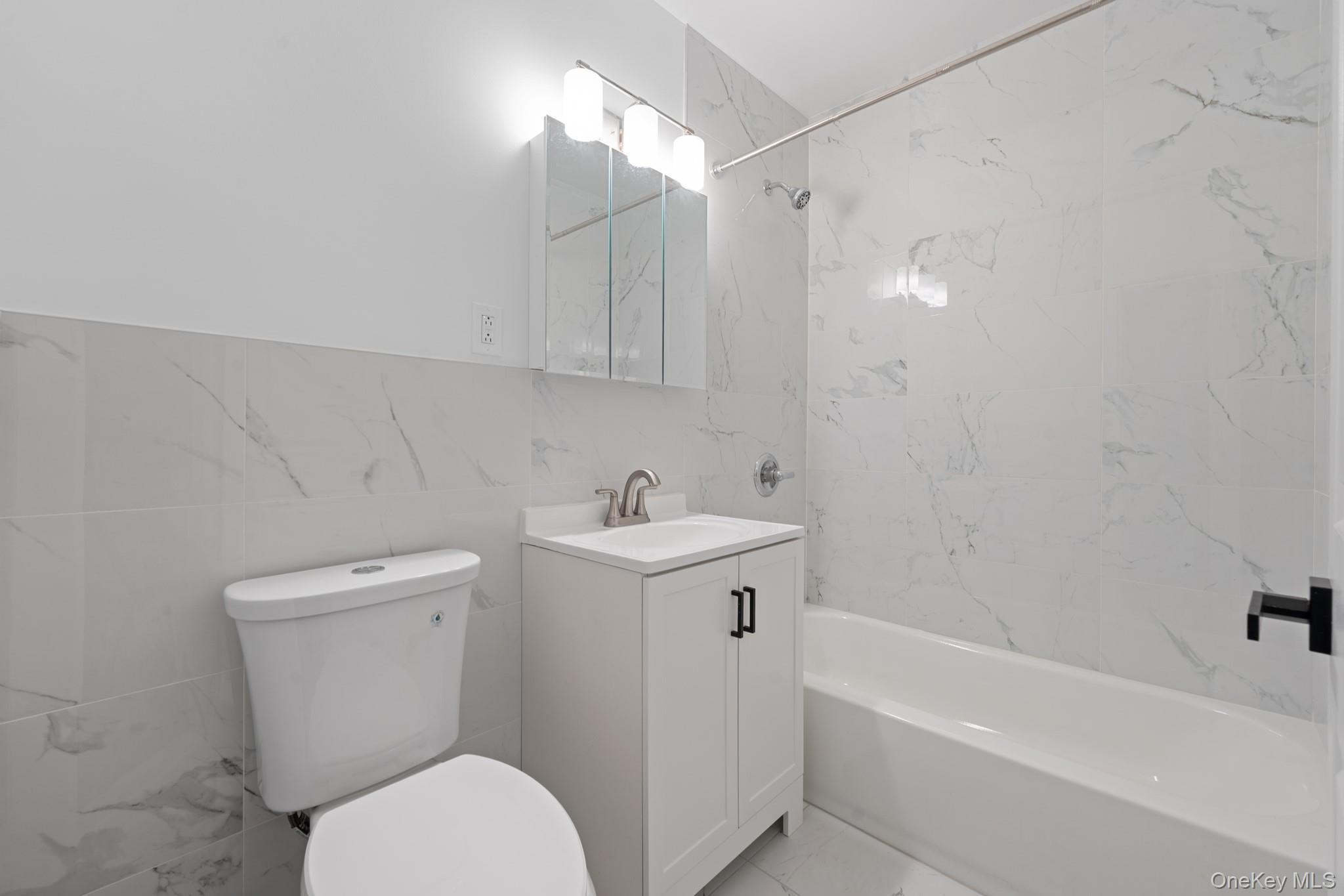 Single Family Ely Avenue Bronx, NY 10466, MLS-1041150-11