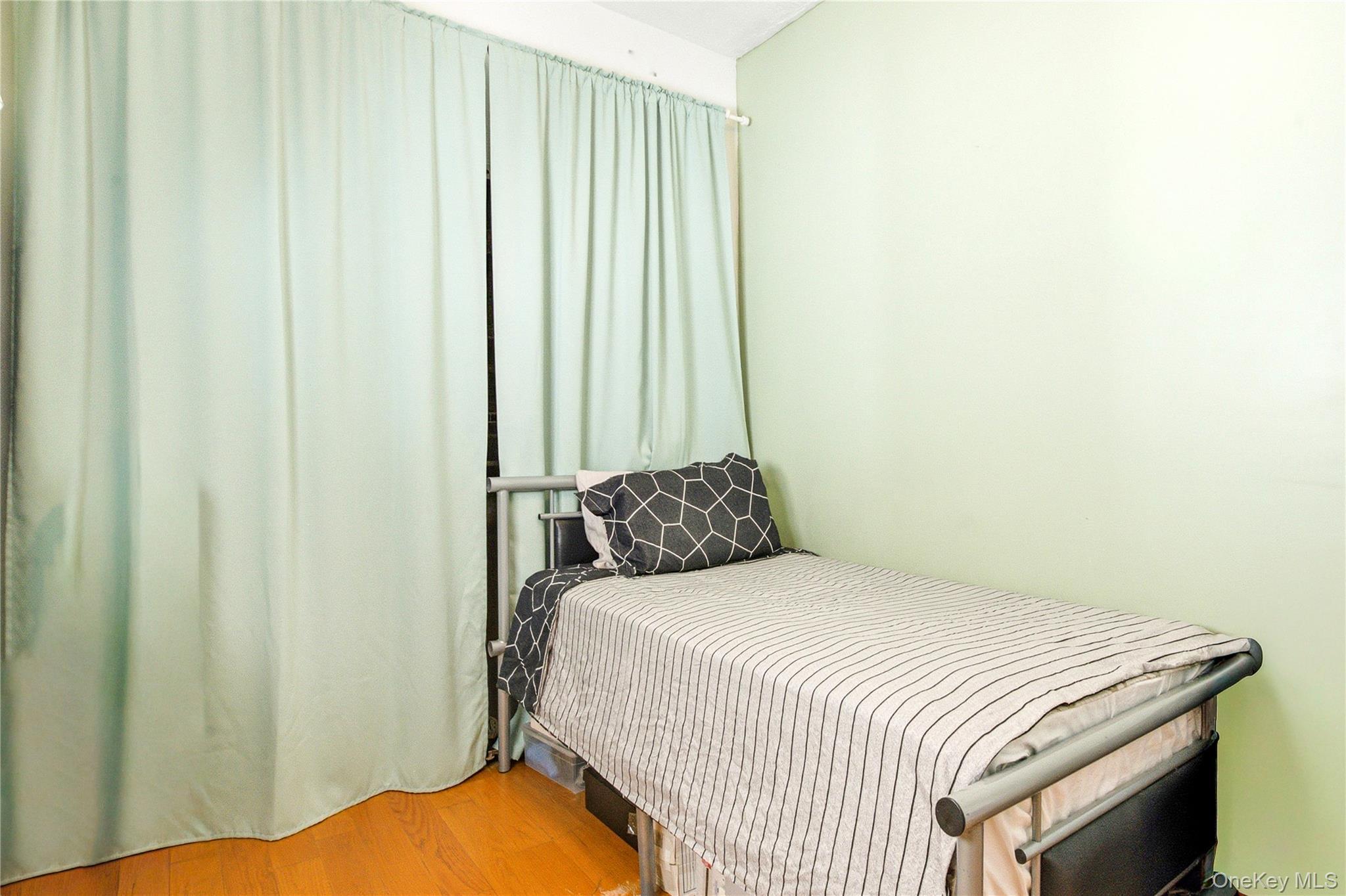 Single Family 23rd Road  Queens, NY 11105, MLS-1041151-11