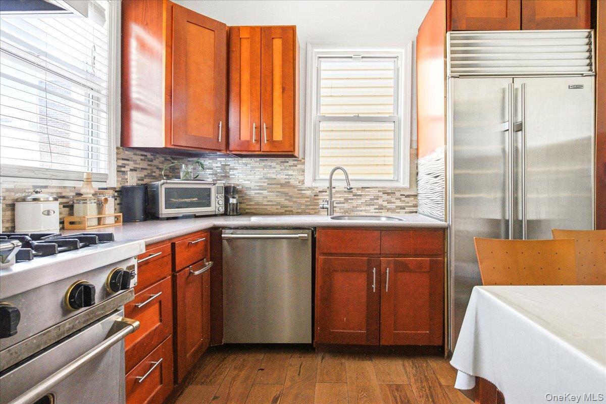 Single Family 23rd Road  Queens, NY 11105, MLS-1041151-22