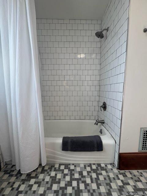 Single Family N Hamilton Street Dutchess County, NY 12601, MLS-1041152-18