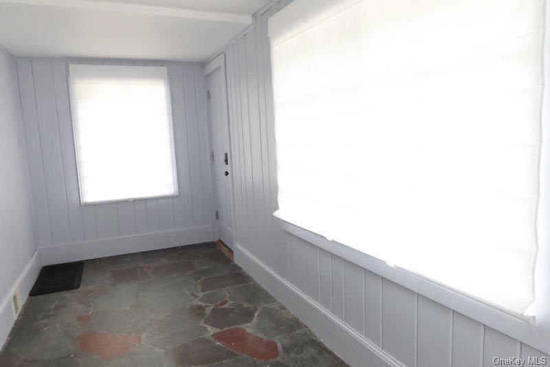 Single Family N Hamilton Street  Dutchess County, NY 12601, MLS-1041152-25