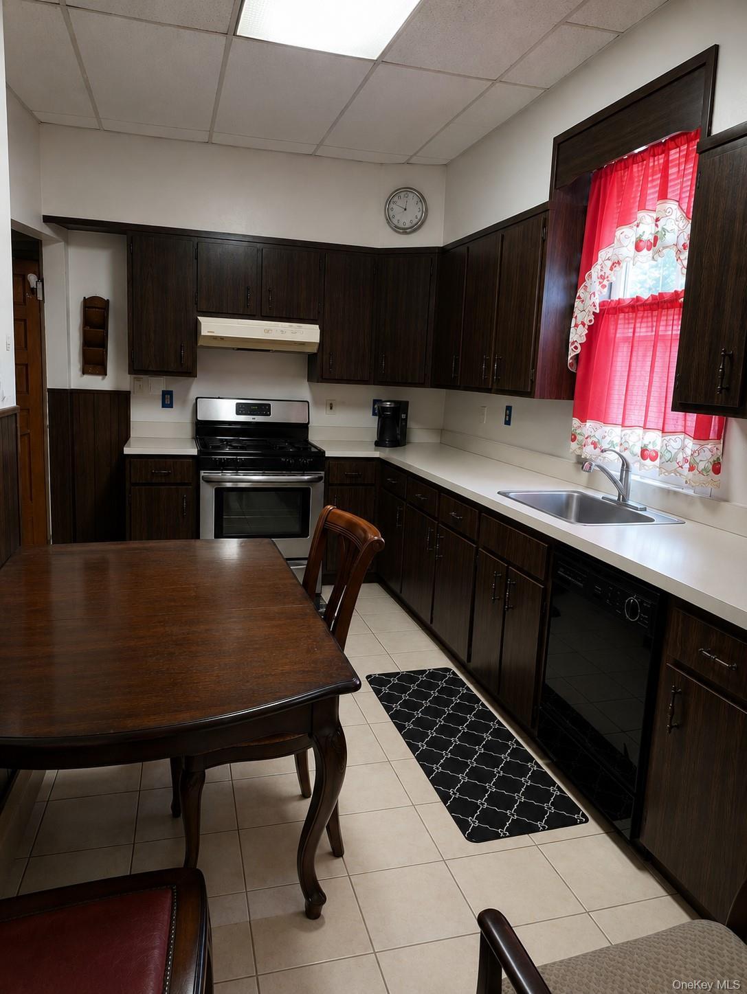 Single Family 85th Drive  Queens, NY 11421, MLS-1041153-4