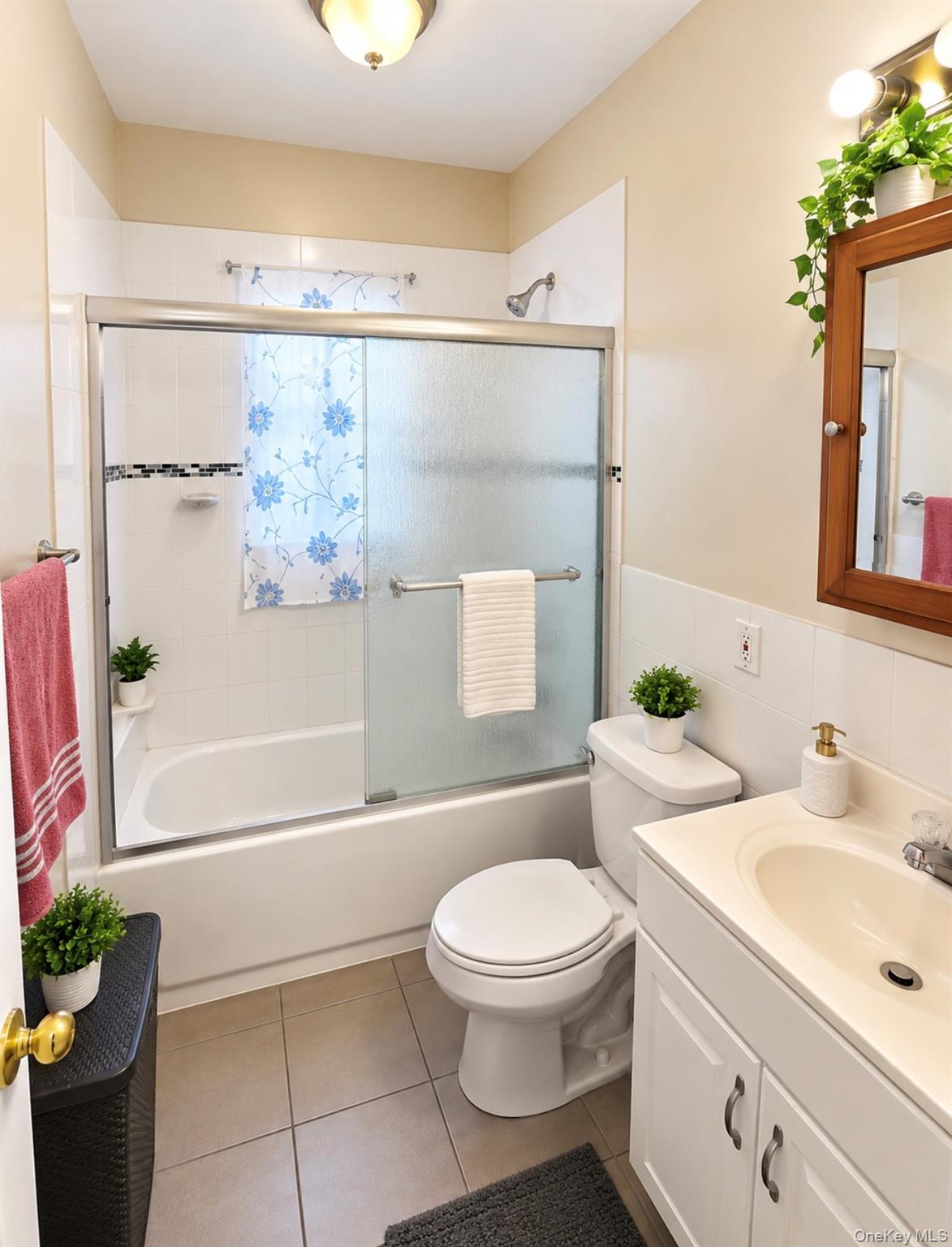 Single Family Woodhull Avenue Queens, NY 11423, MLS-1041157-10