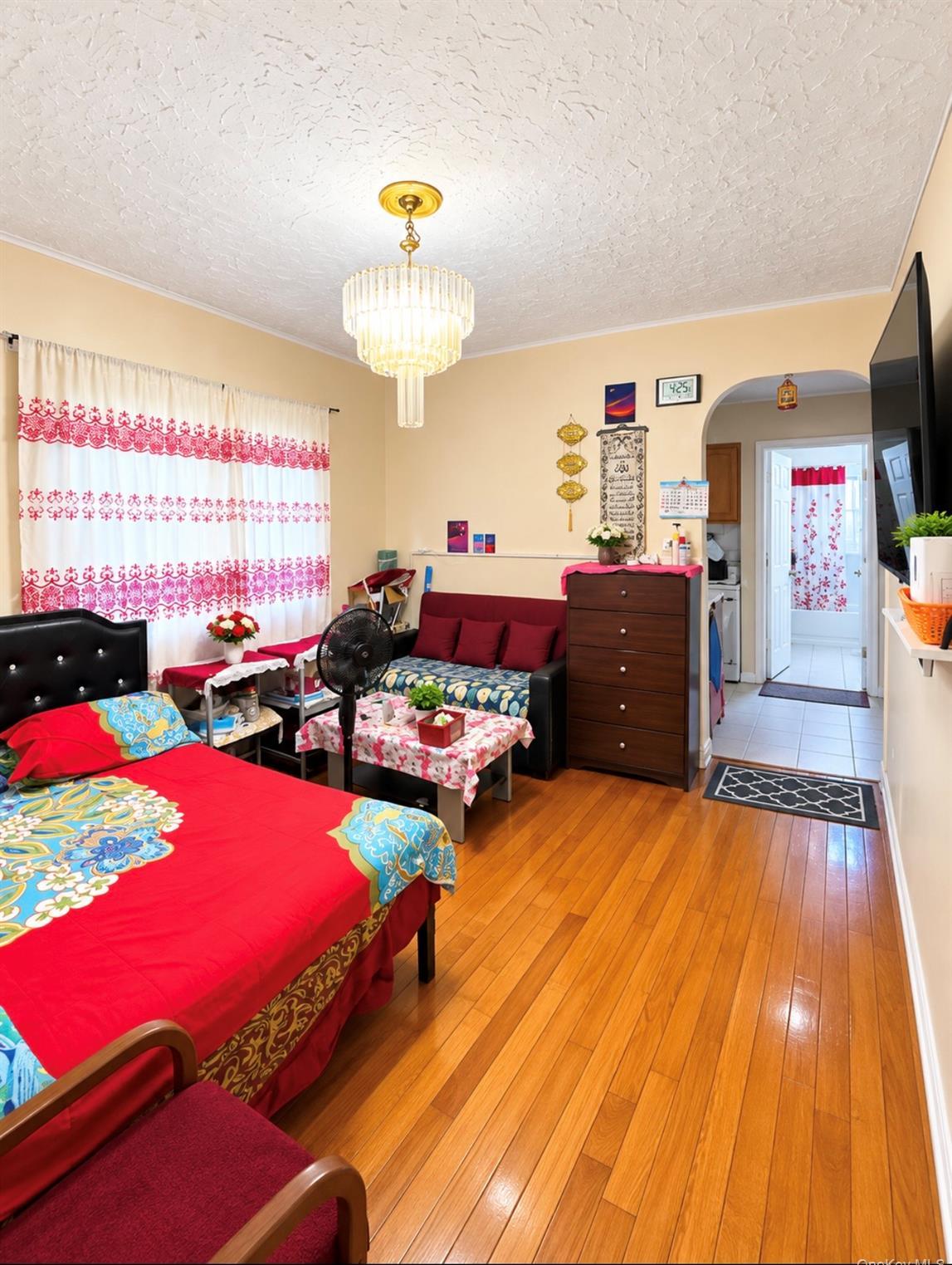 Single Family Woodhull Avenue Queens, NY 11423, MLS-1041157-8
