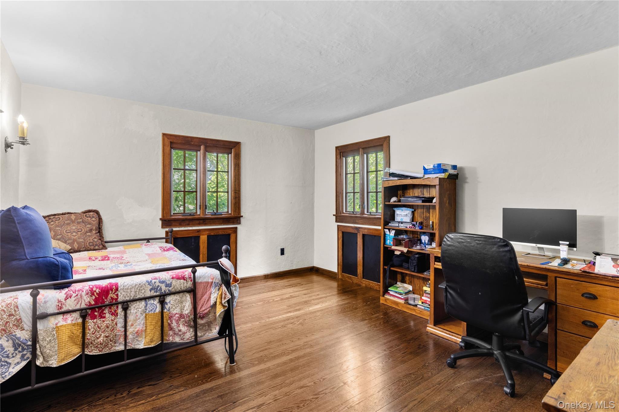 Single Family Merritts Pond Road Suffolk County, NY 11901, MLS-1041164-16