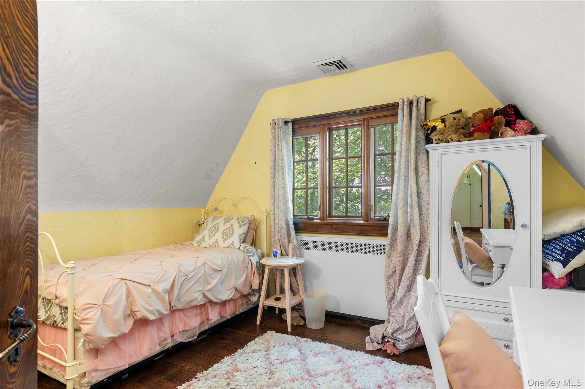 Single Family Merritts Pond Road Suffolk County, NY 11901, MLS-1041164-17