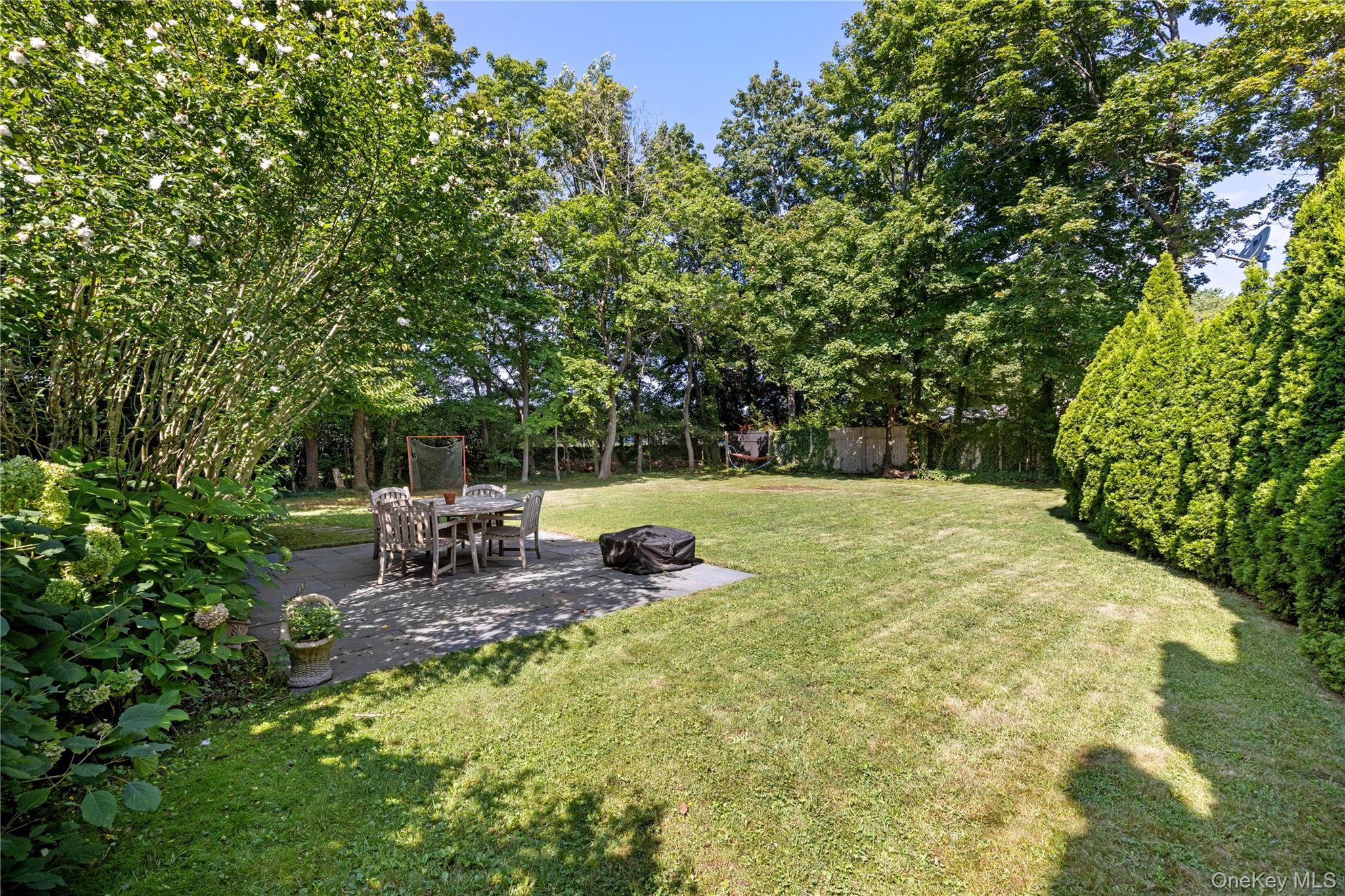 Single Family Merritts Pond Road Suffolk County, NY 11901, MLS-1041164-26