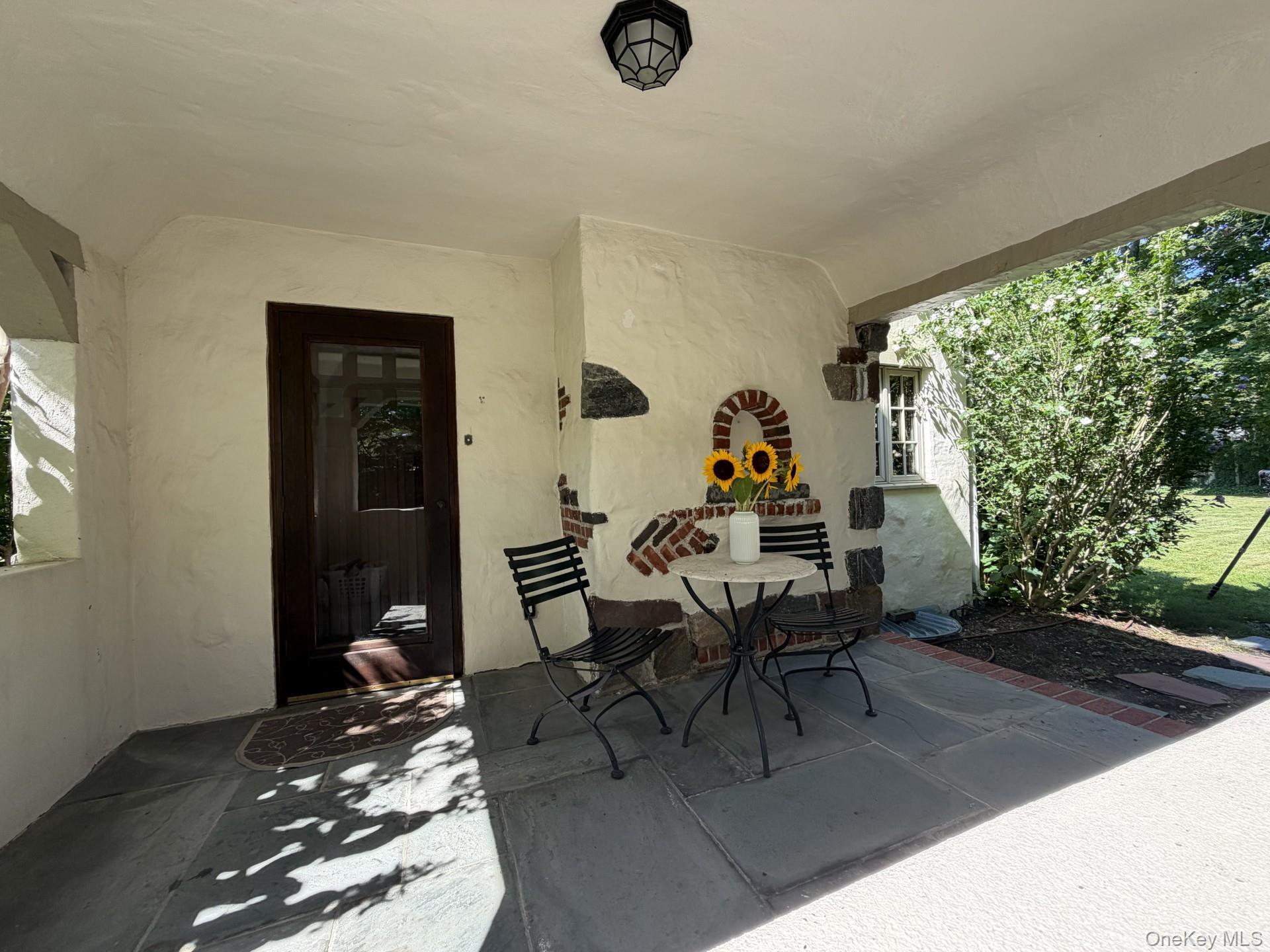 Single Family Merritts Pond Road Suffolk County, NY 11901, MLS-1041164-29