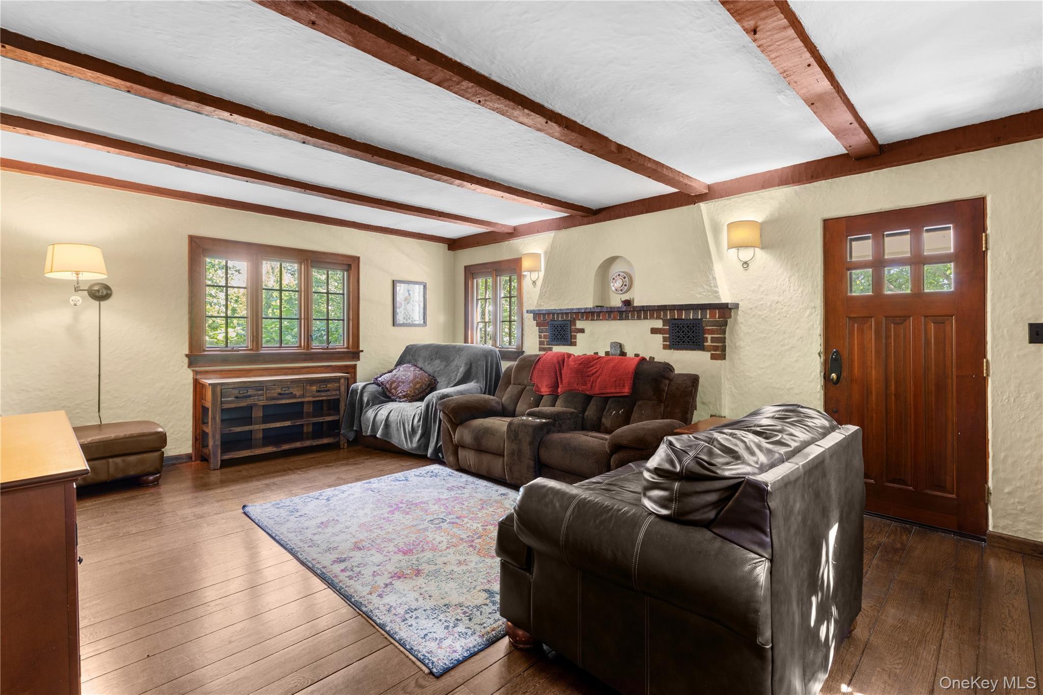 Single Family Merritts Pond Road Suffolk County, NY 11901, MLS-1041164-6