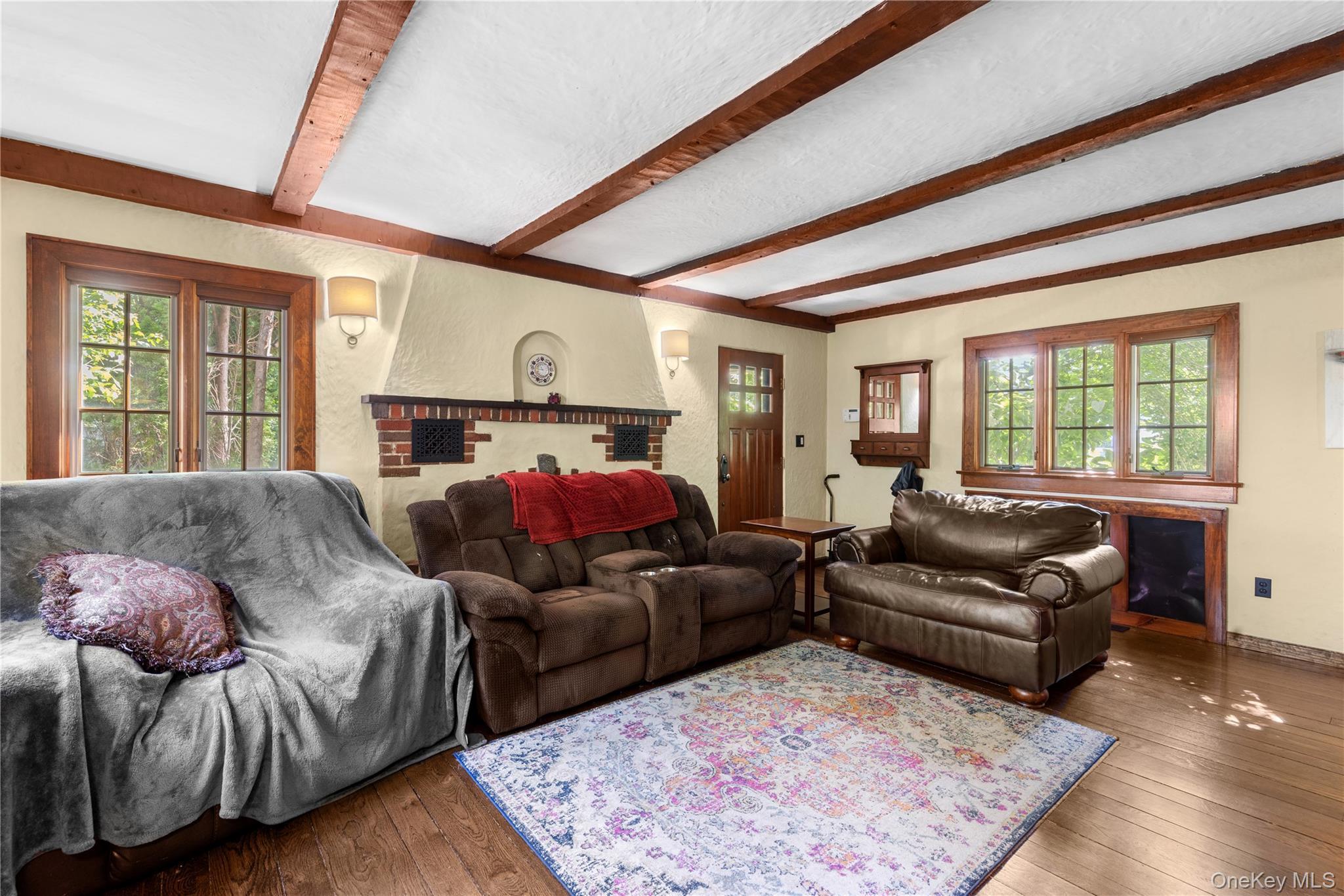 Single Family Merritts Pond Road Suffolk County, NY 11901, MLS-1041164-8