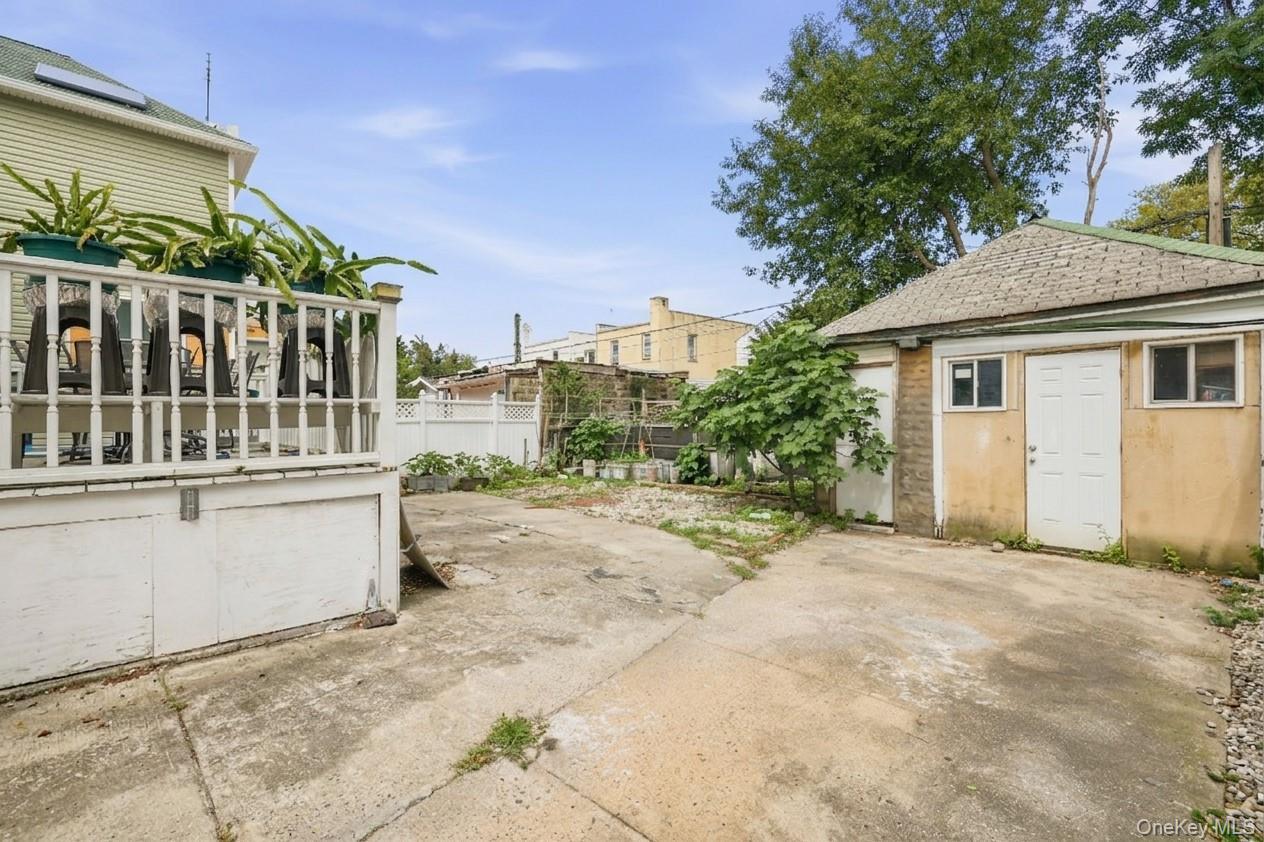 Single Family E 51st Street  Brooklyn, NY 11234, MLS-1041182-27
