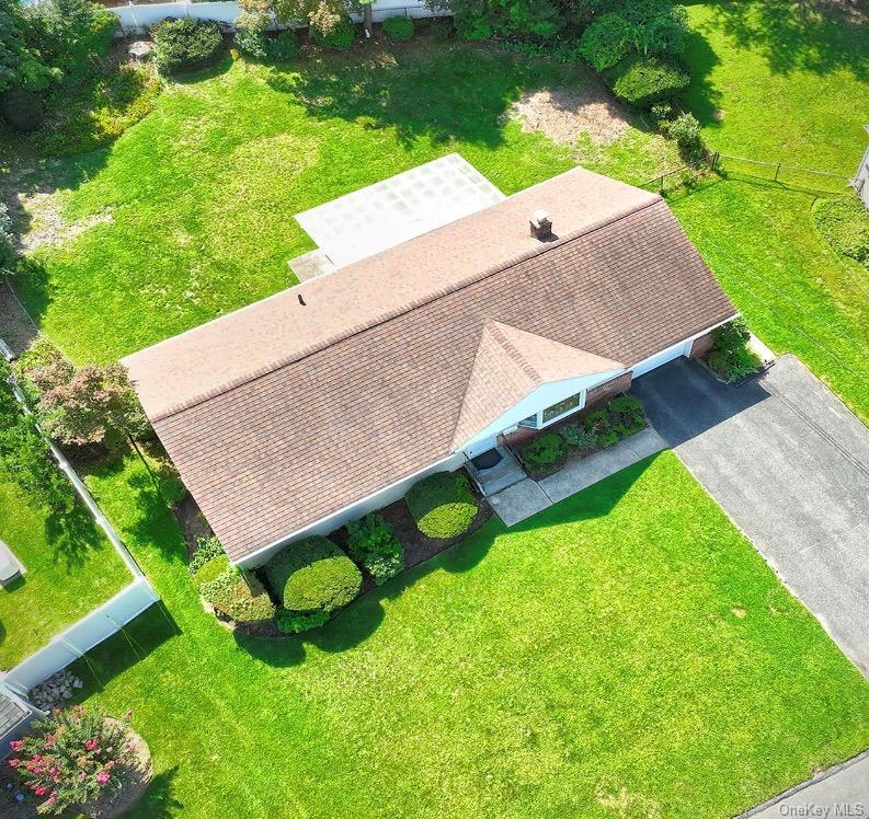 Single Family Sprucetree Lane  Suffolk County, NY 11746, MLS-1041196-24