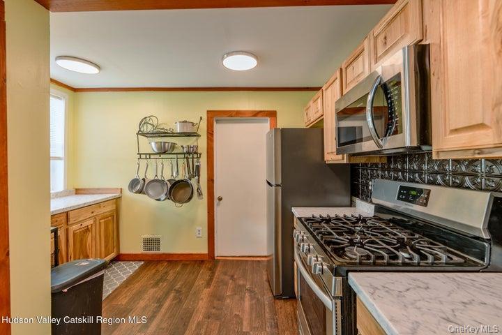 Single Family Emerick Street Ulster County, NY 12401, MLS-1041203-13