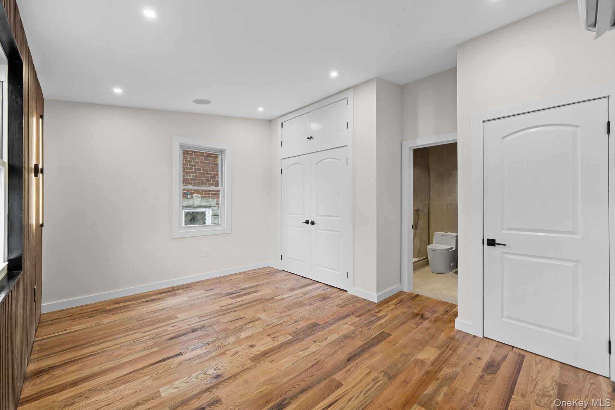 Single Family Williamson Avenue Queens, NY 11413, MLS-1041205-7