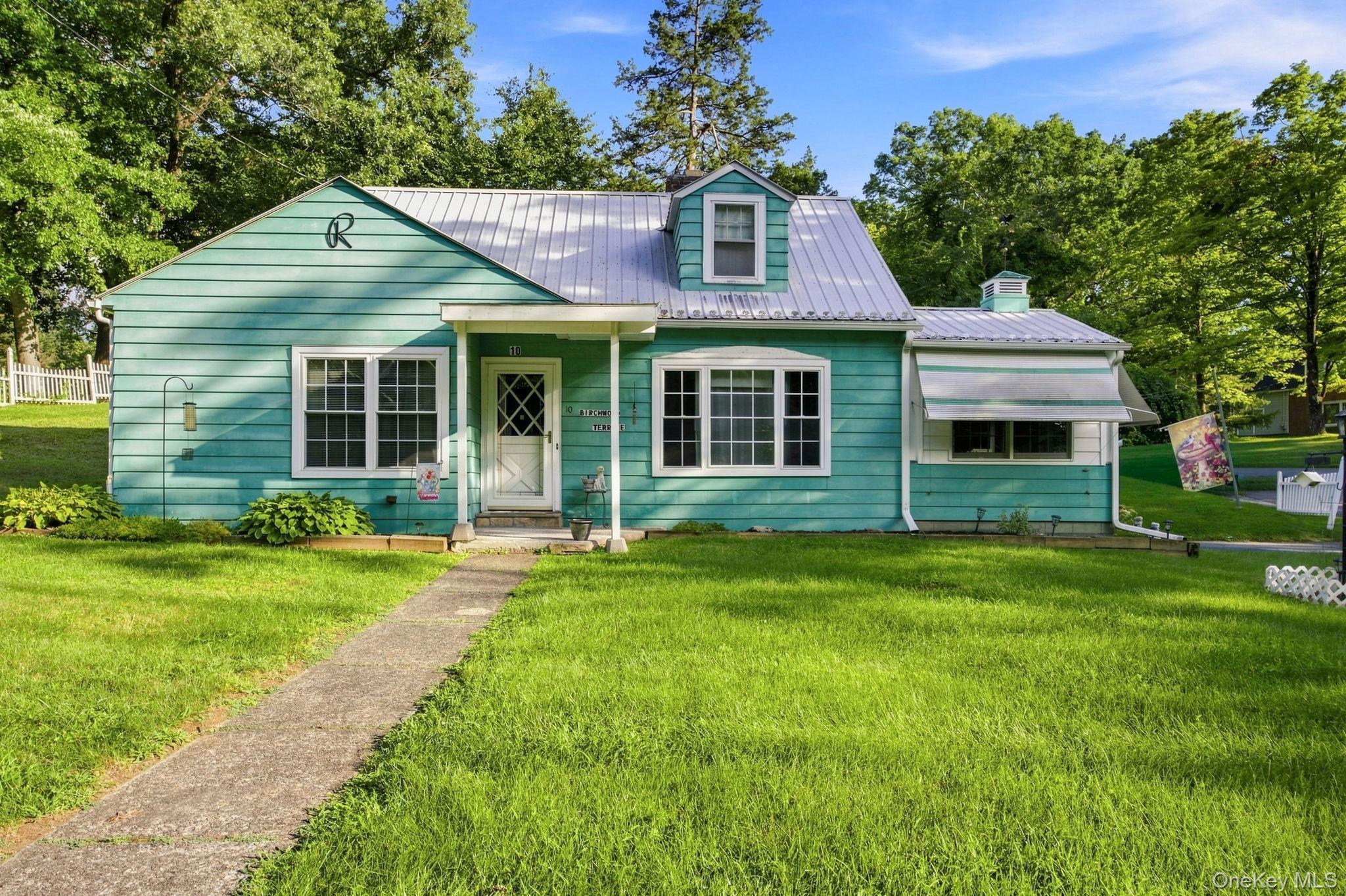 Single Family Birchwood Terrace Dutchess County, NY 12601, MLS-1041207-2