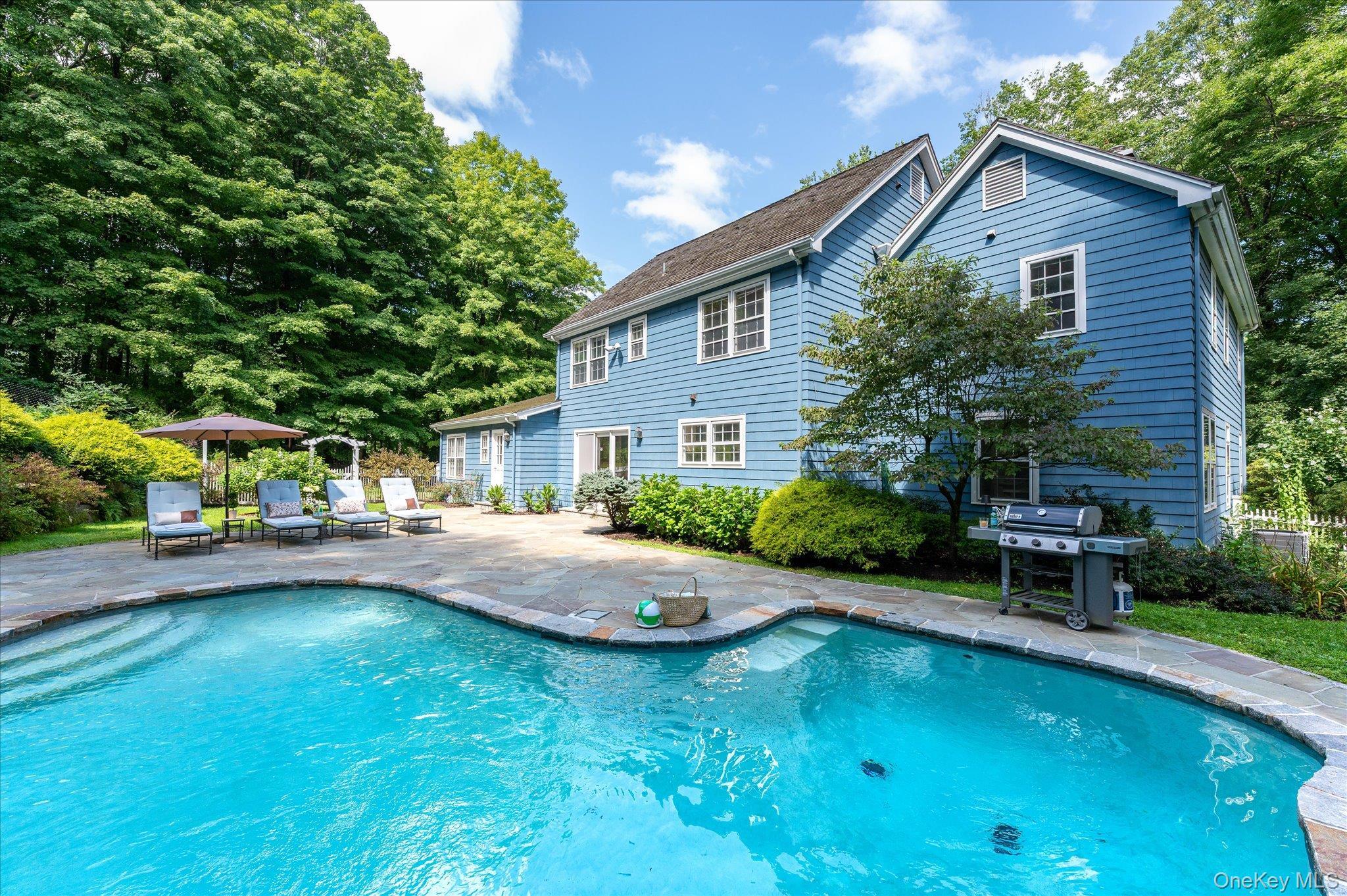 Single Family Kitchawan Road  Westchester County, NY 10590, MLS-1041208-18