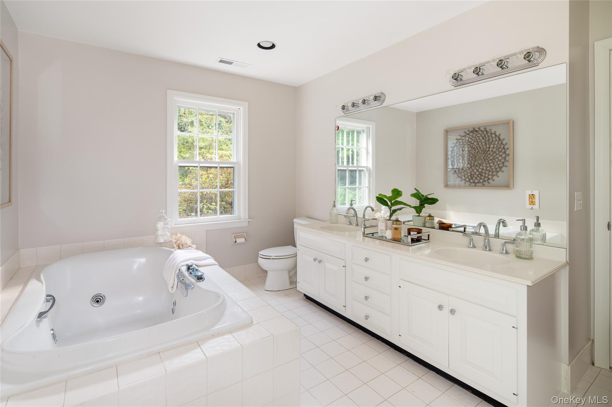 Single Family Kitchawan Road  Westchester County, NY 10590, MLS-1041208-24