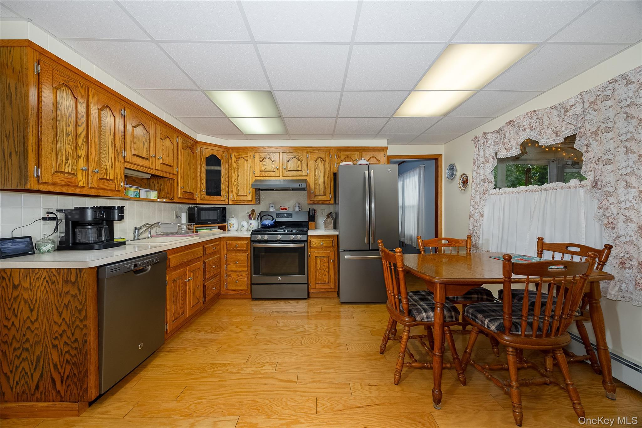 Single Family Maple Street  Dutchess County, NY 12508, MLS-1041215-8