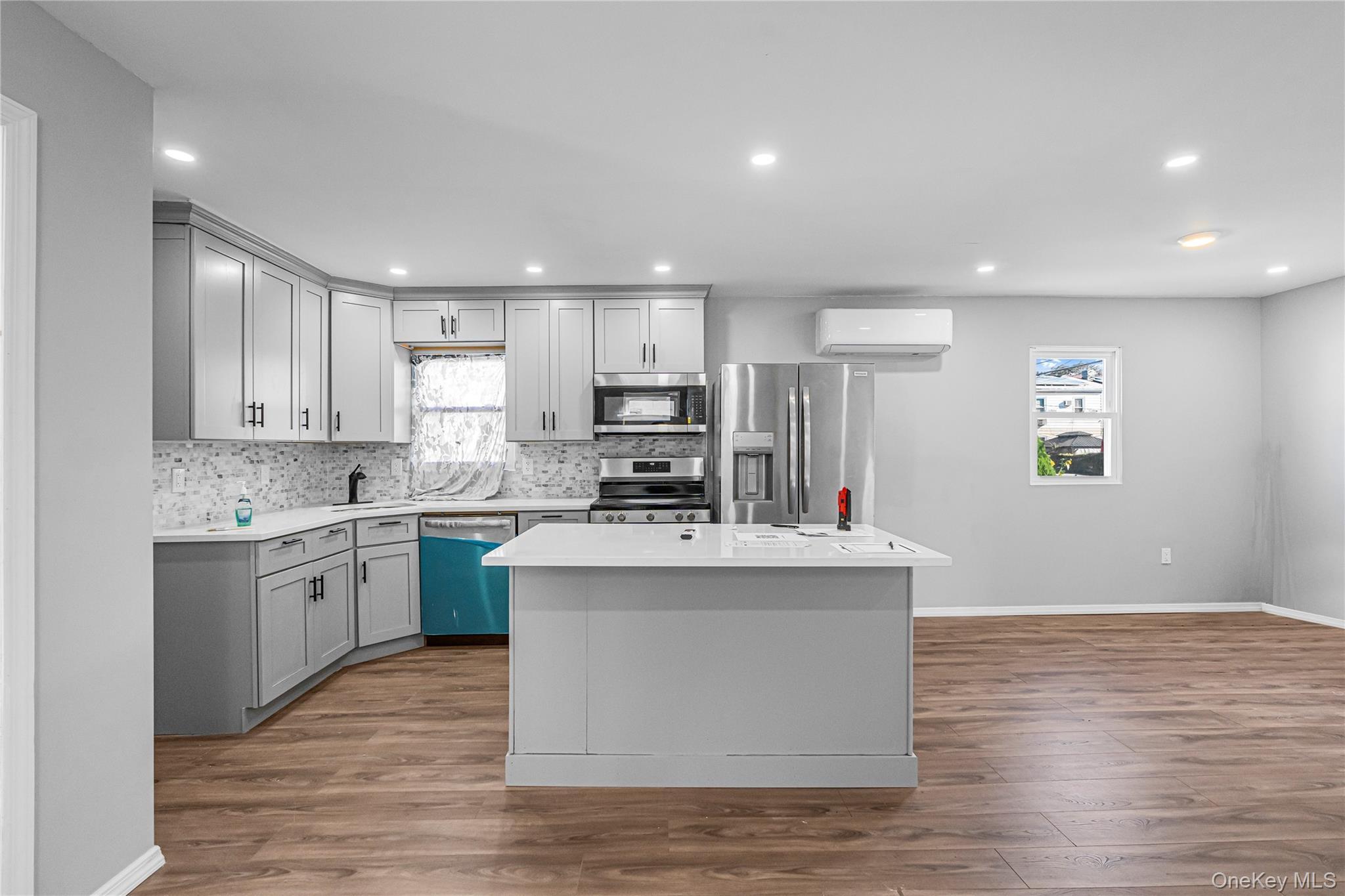 Single Family E 88th Street Brooklyn, NY 11236, MLS-1041220-3
