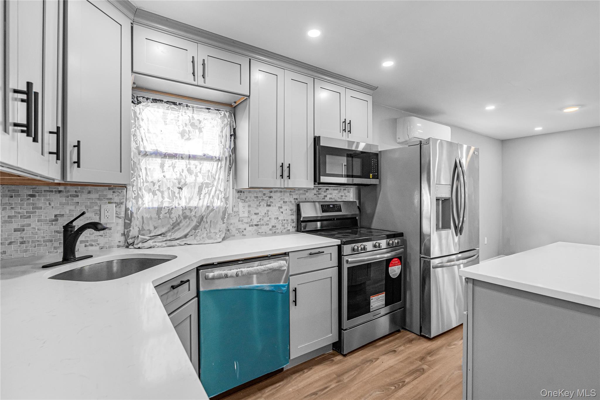 Single Family E 88th Street Brooklyn, NY 11236, MLS-1041220-4