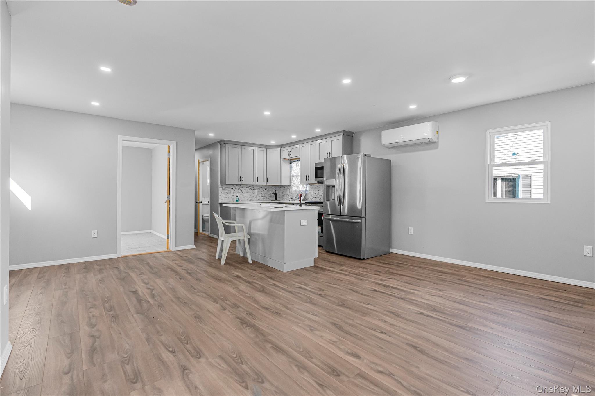 Single Family E 88th Street Brooklyn, NY 11236, MLS-1041220-8