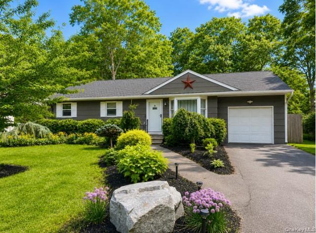 Single Family Robinson Avenue Suffolk County, NY 11763, MLS-1041239-2