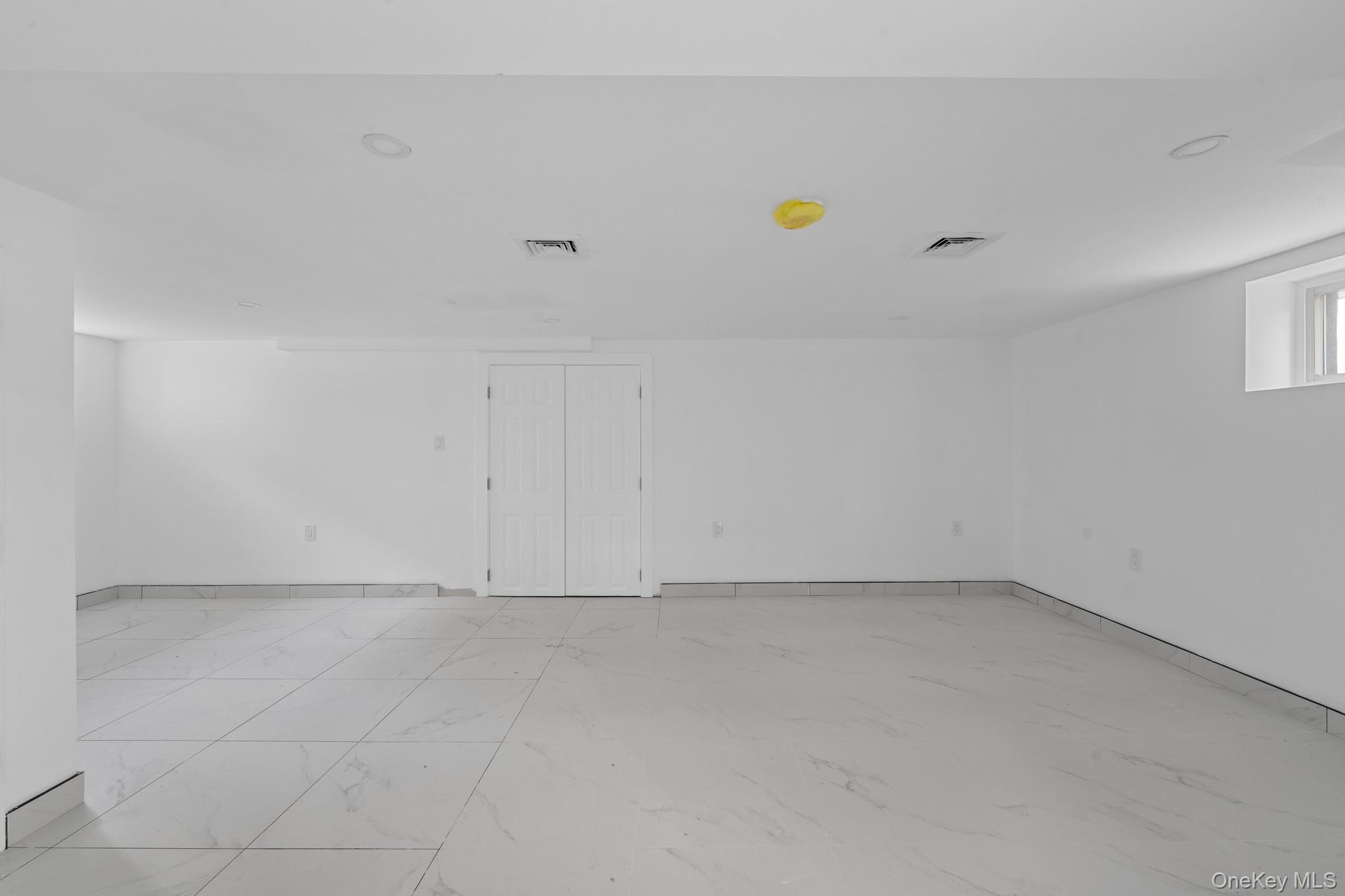 Single Family 232nd Street Queens, NY 11413, MLS-1041250-10