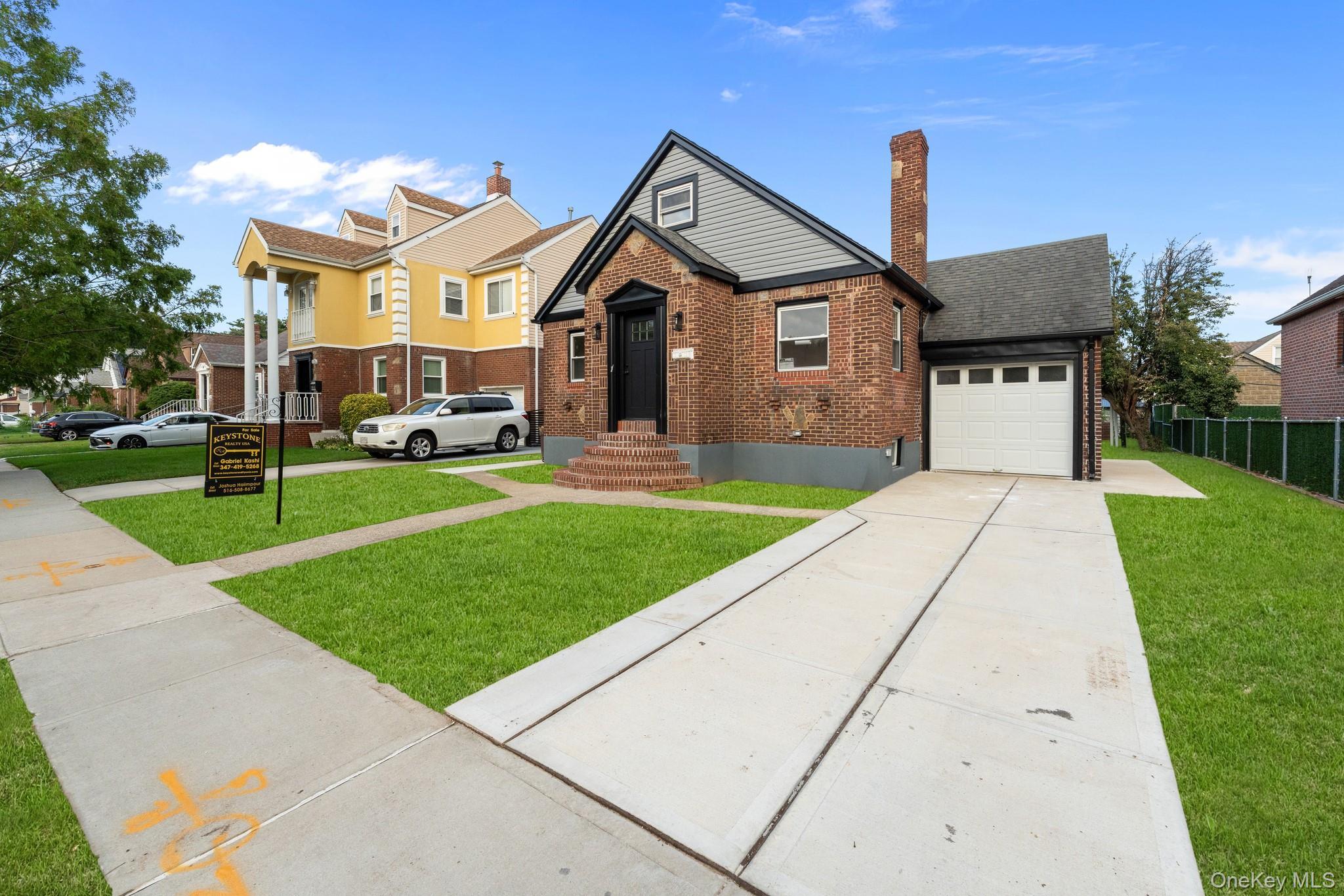 Single Family 232nd Street  Queens, NY 11413, MLS-1041250-15