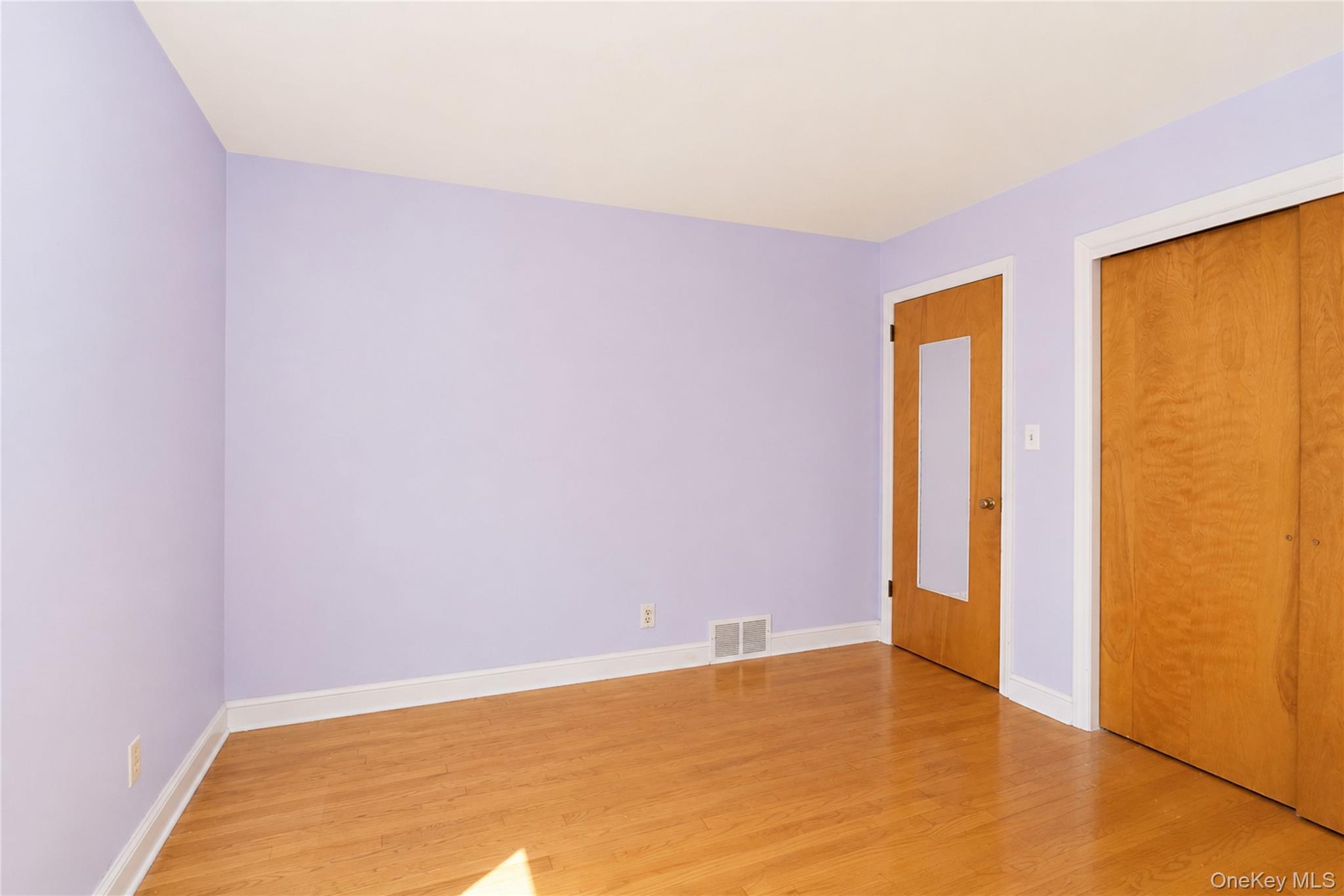 Single Family Amboy Road  Staten Island, NY 10308, MLS-1041255-15