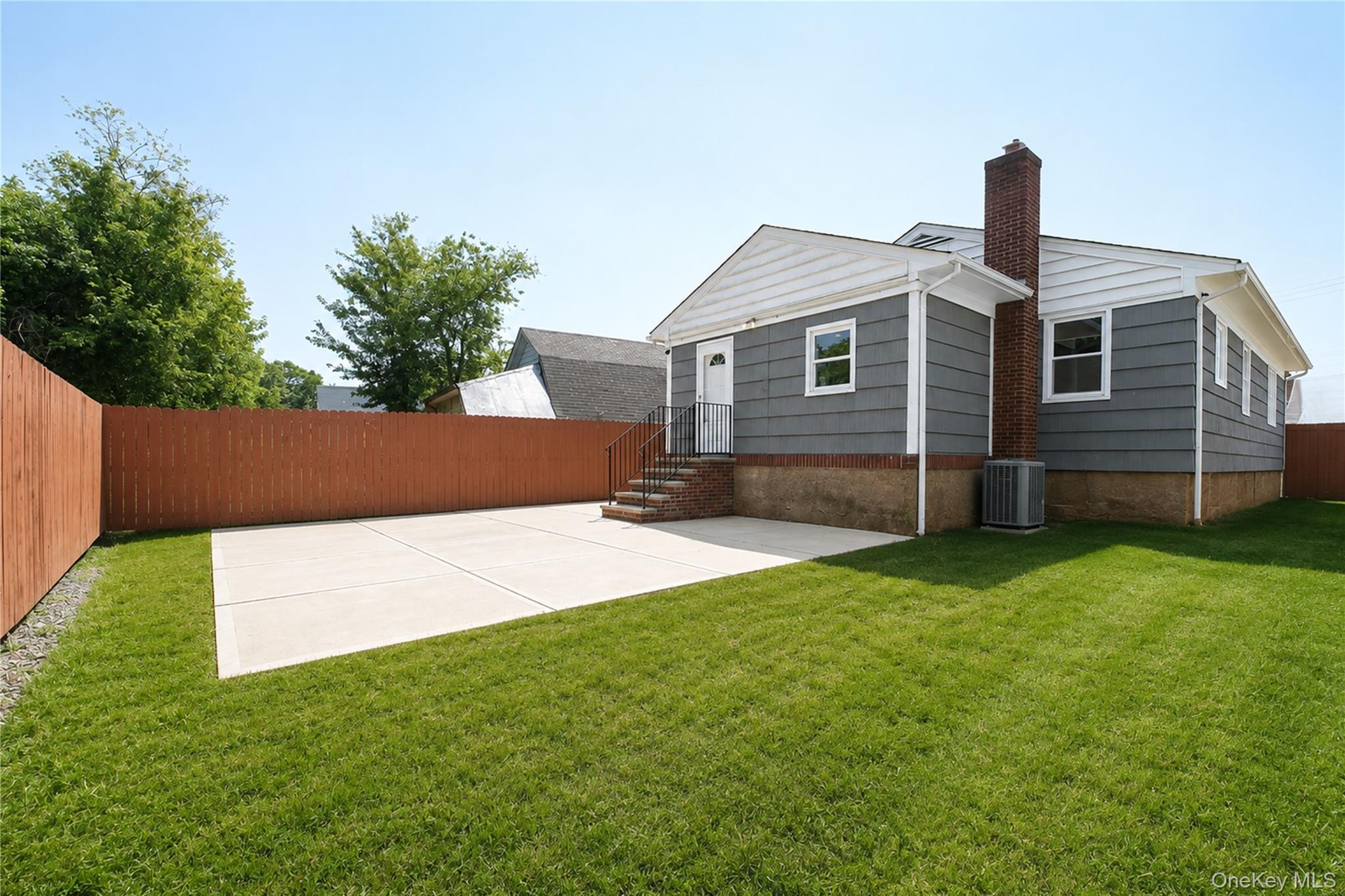 Single Family Amboy Road  Staten Island, NY 10308, MLS-1041255-4