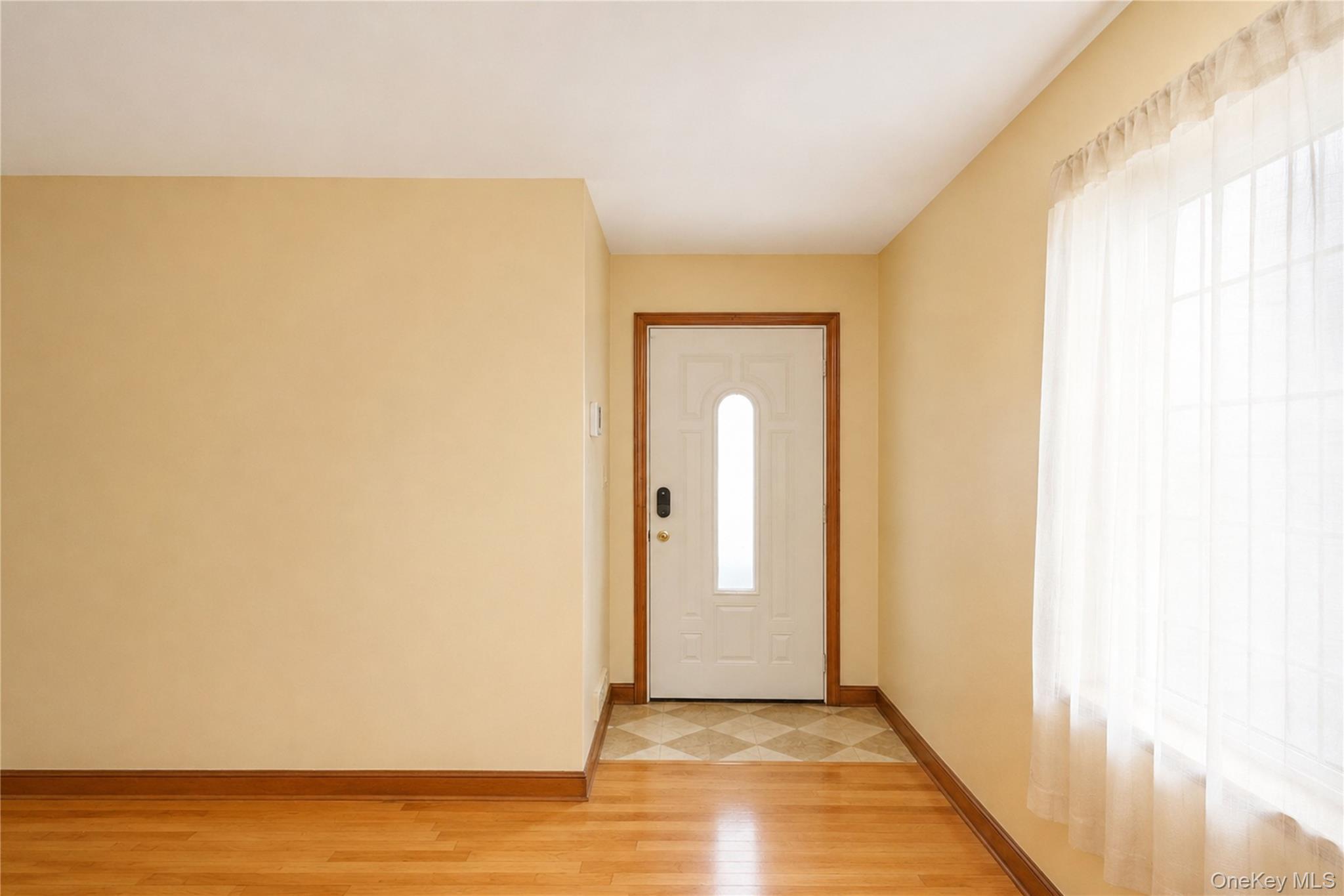 Single Family Amboy Road  Staten Island, NY 10308, MLS-1041255-5