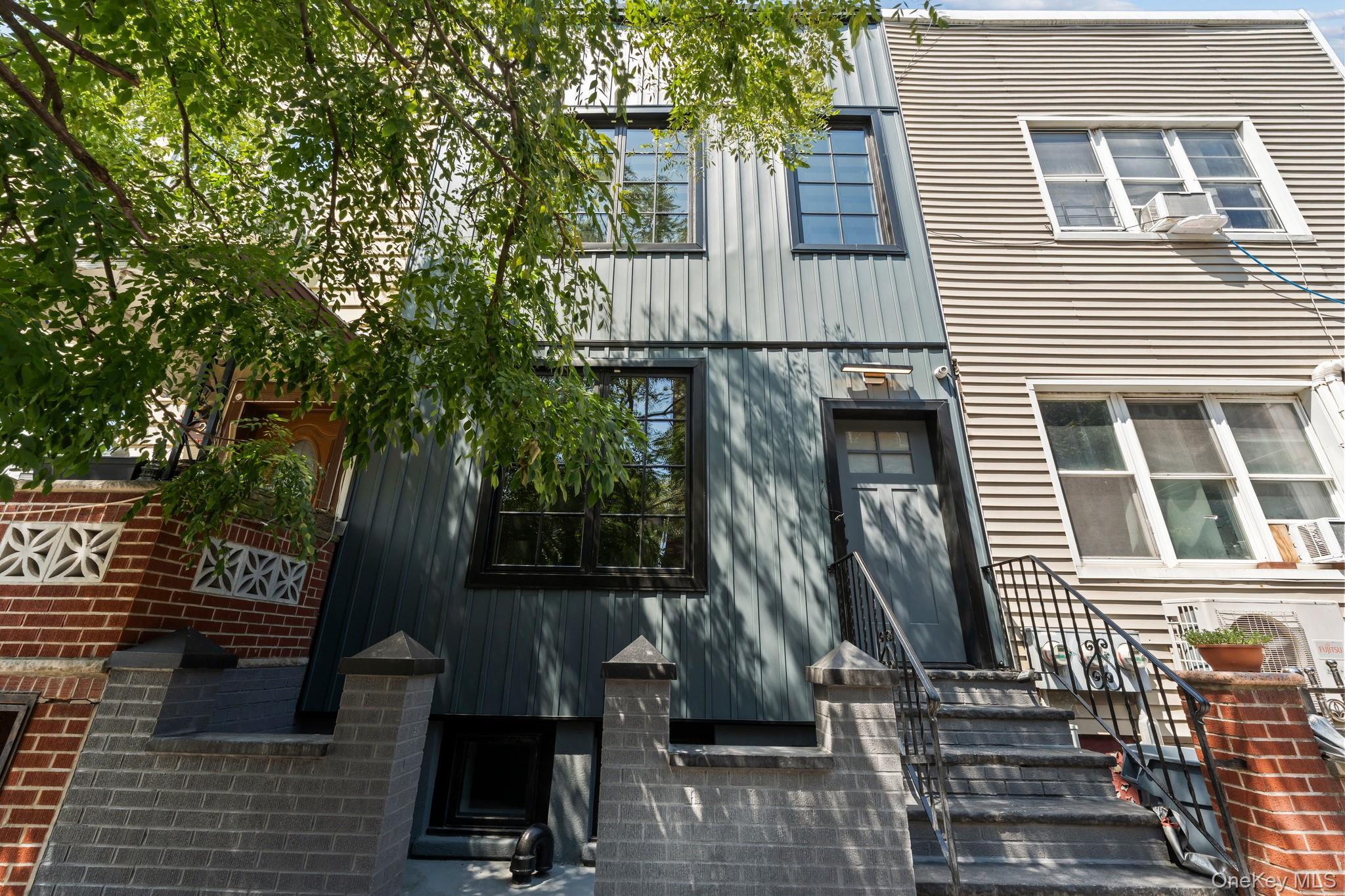 Single Family 27th Street  Queens, NY 11101, MLS-1041269-13