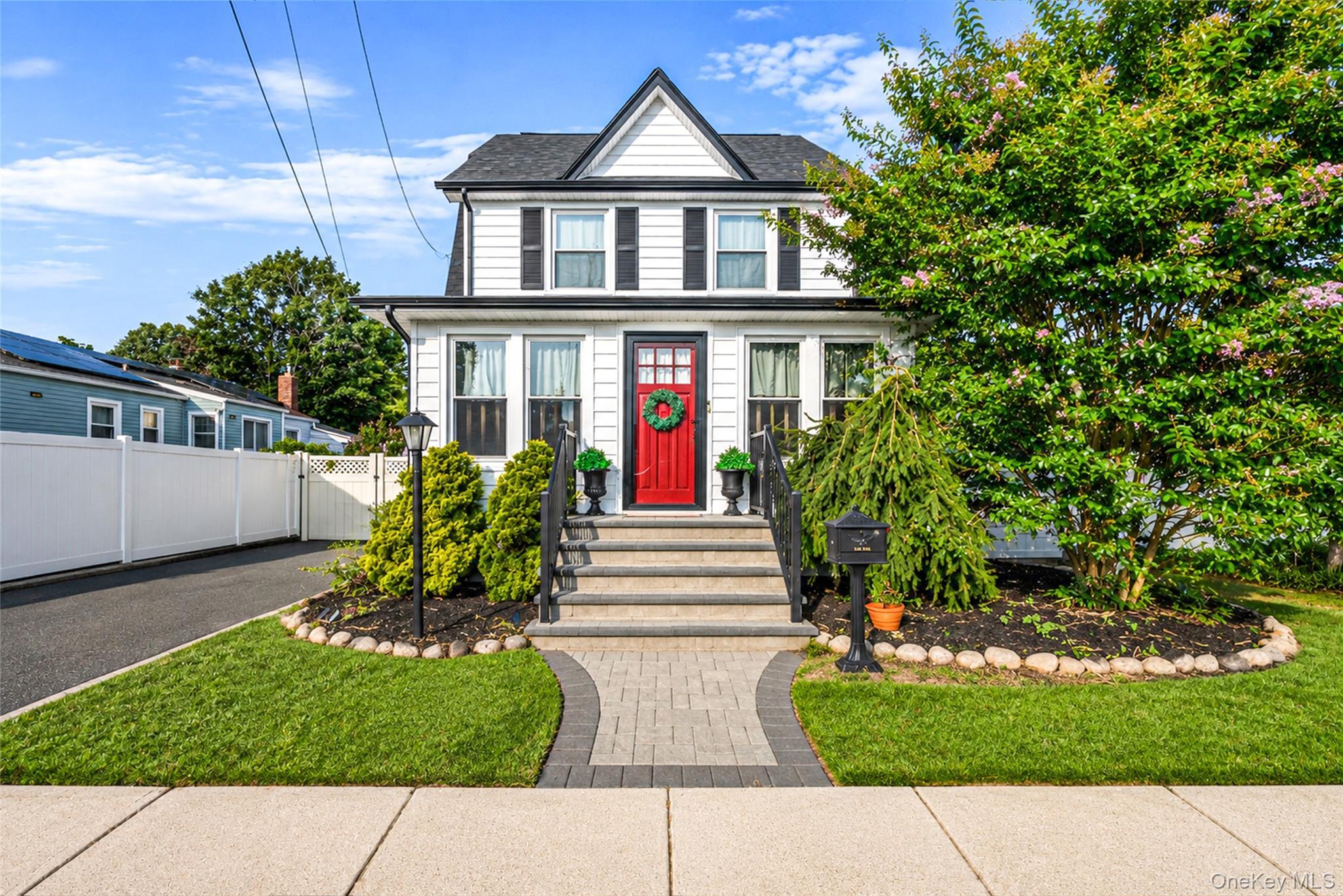 Single Family Howard Avenue Suffolk County, NY 11726, MLS-1041271-2