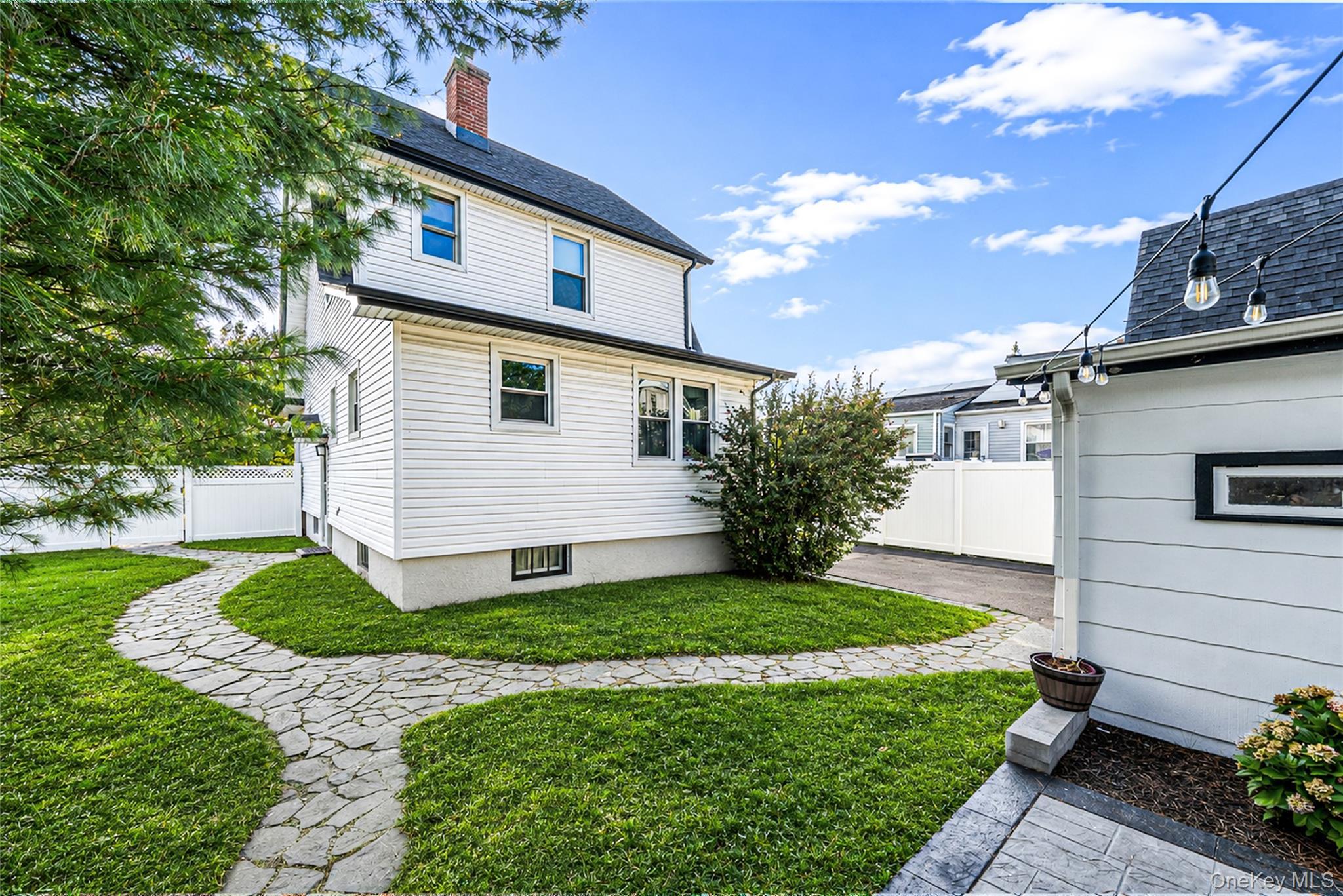 Single Family Howard Avenue Suffolk County, NY 11726, MLS-1041271-28