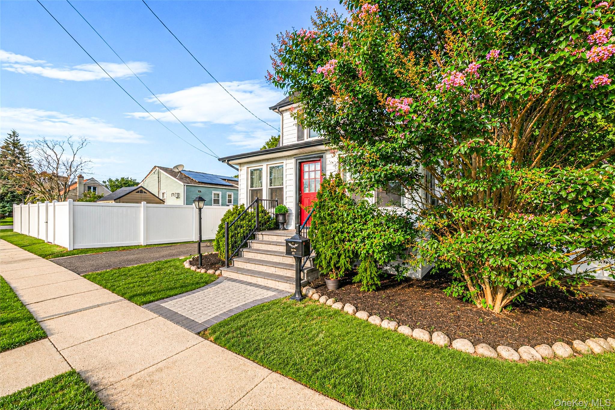 Single Family Howard Avenue Suffolk County, NY 11726, MLS-1041271-4